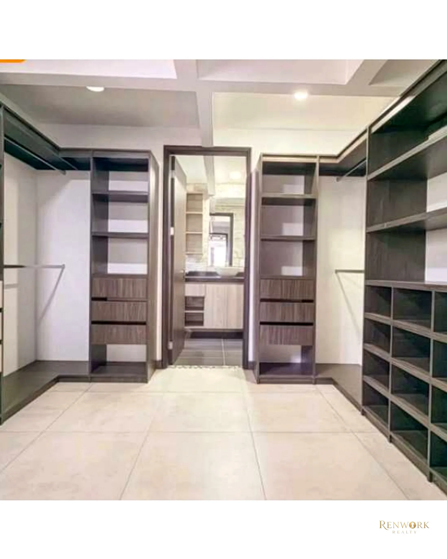 HERMOSA CASA REMODELADA EN ENVIGADO LOMA DE BENEDICTOS · foto 21