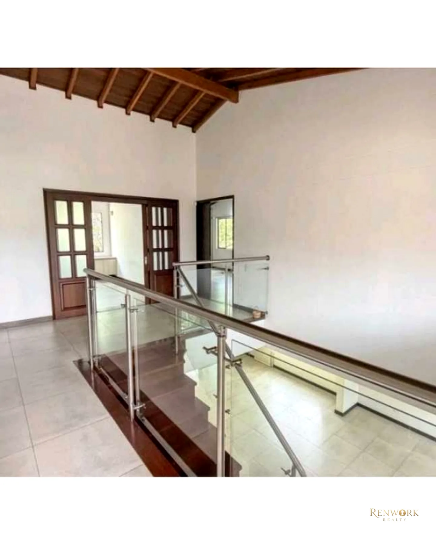 HERMOSA CASA REMODELADA EN ENVIGADO LOMA DE BENEDICTOS · foto 9