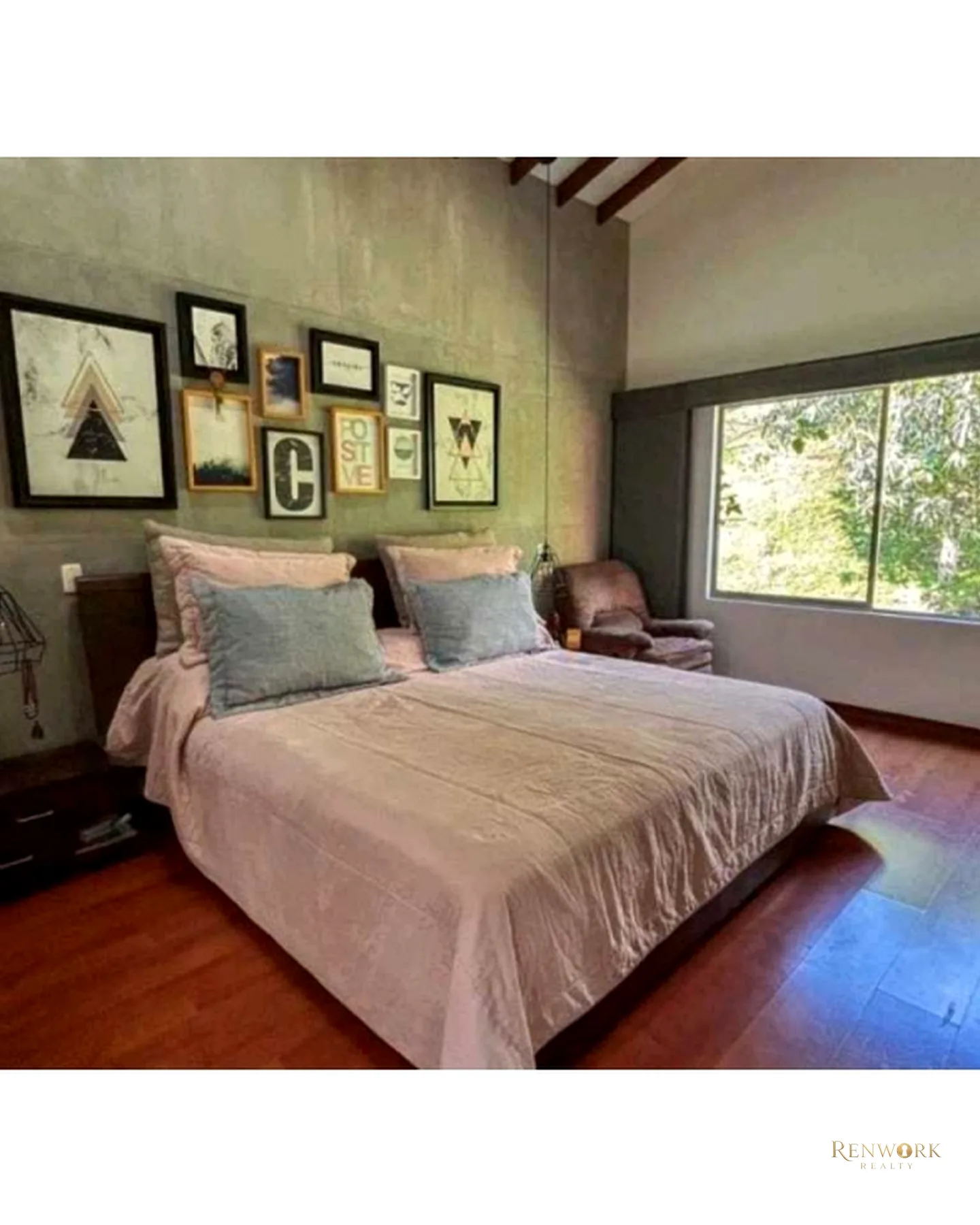 HERMOSA CASA REMODELADA EN LA SEBASTIANA/ENVIGADO · foto 11