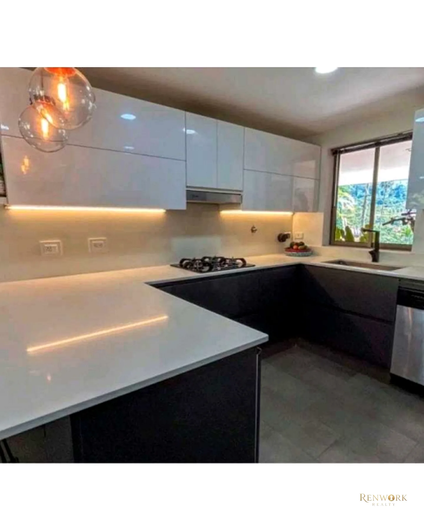 HERMOSA CASA REMODELADA EN LA SEBASTIANA/ENVIGADO · foto 4