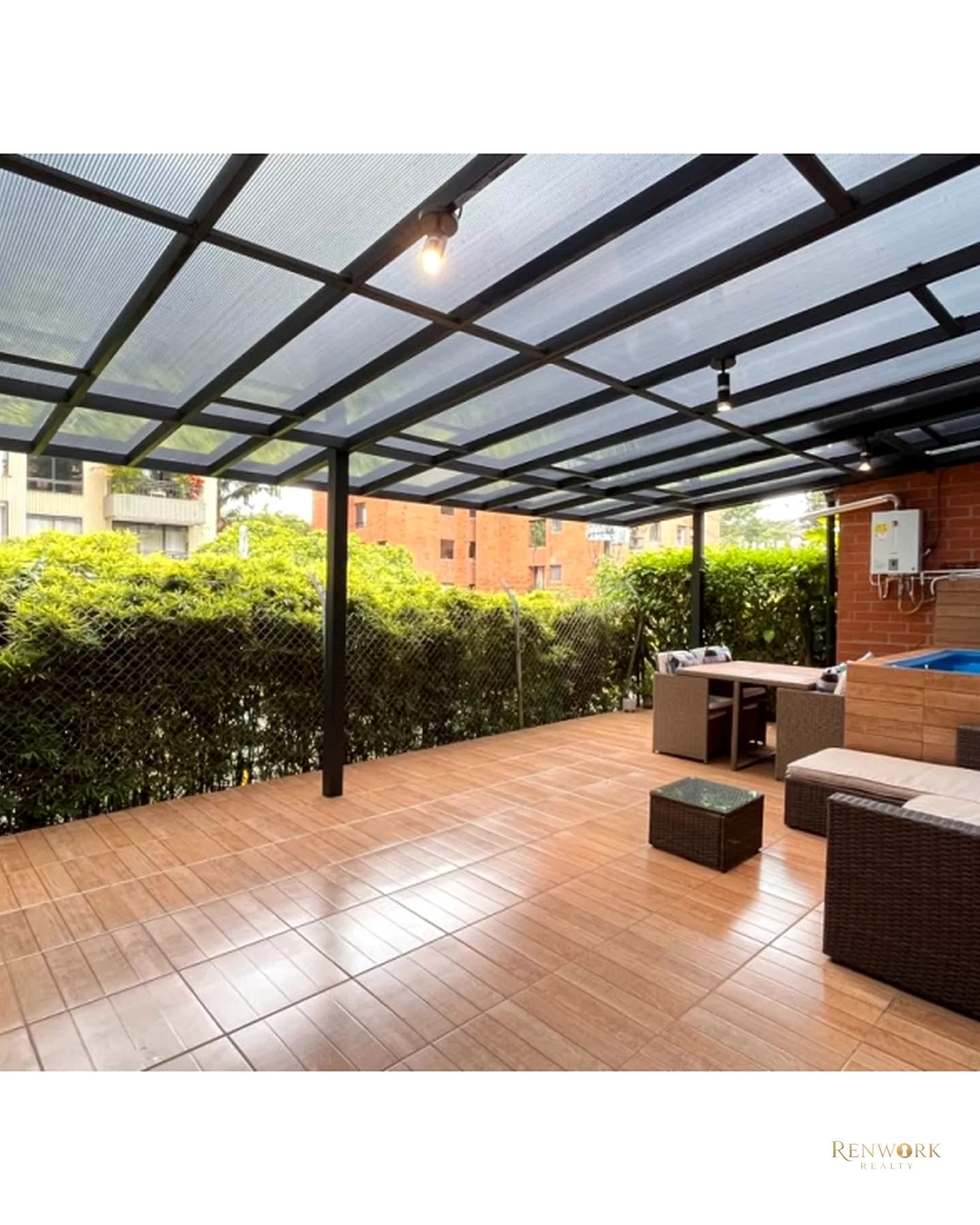 HERMOSA CASA SECTOR EL TESORO - POBLADO · foto 15