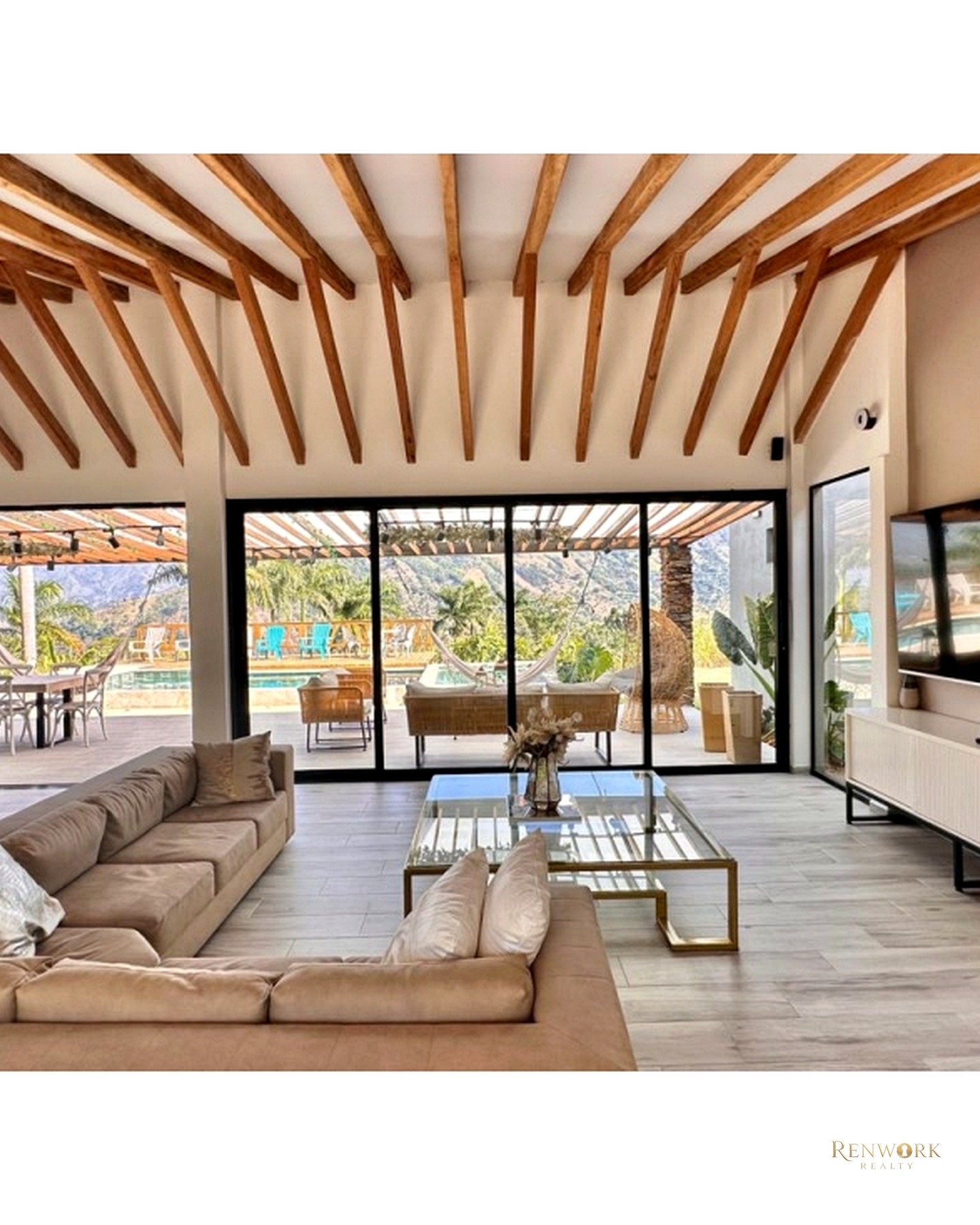 HERMOSA FINCA EN COPACABANA · foto 2