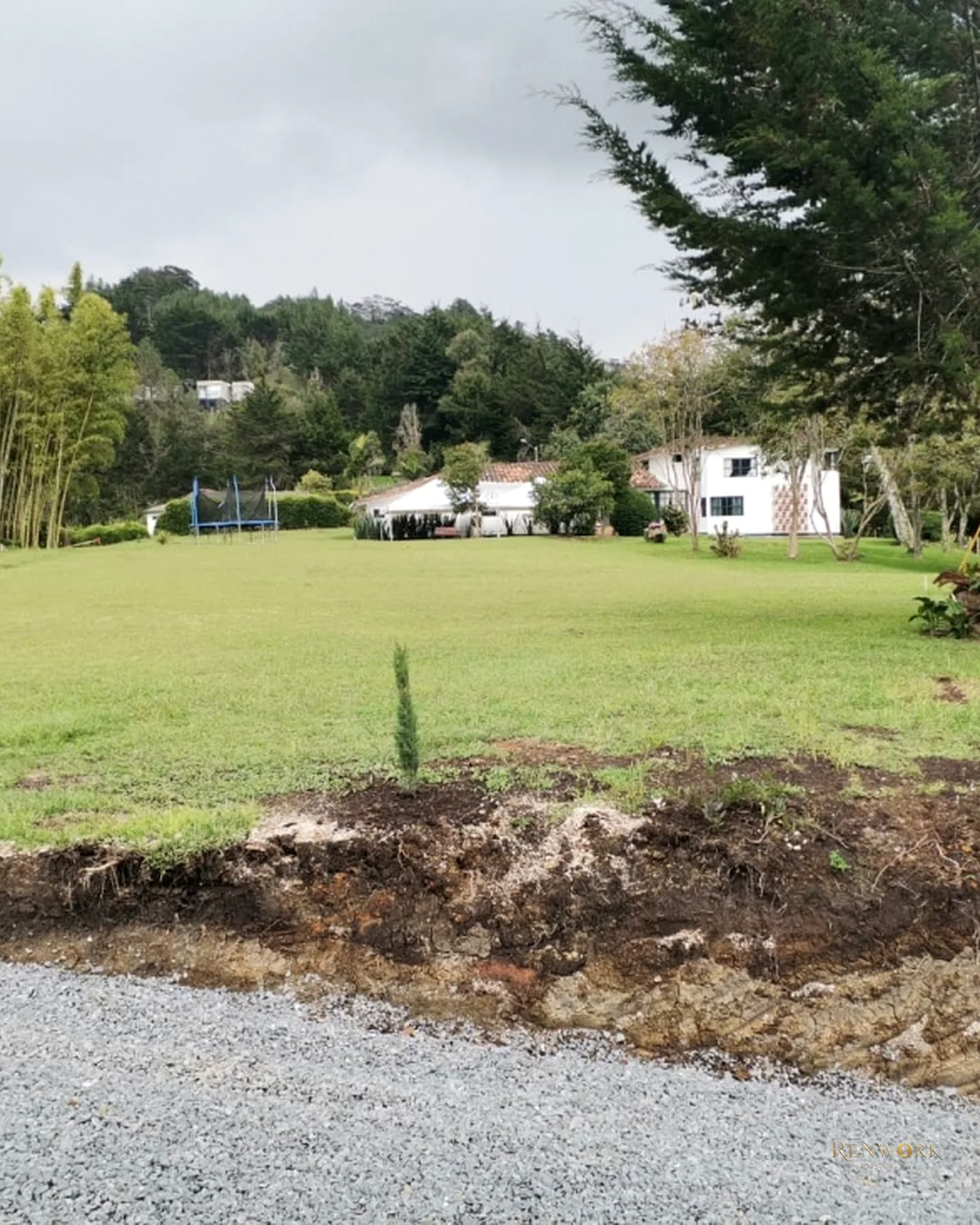 HERMOSA FINCA EN VENTA EN EL RETIRO - EL CHUZCAL · foto 10