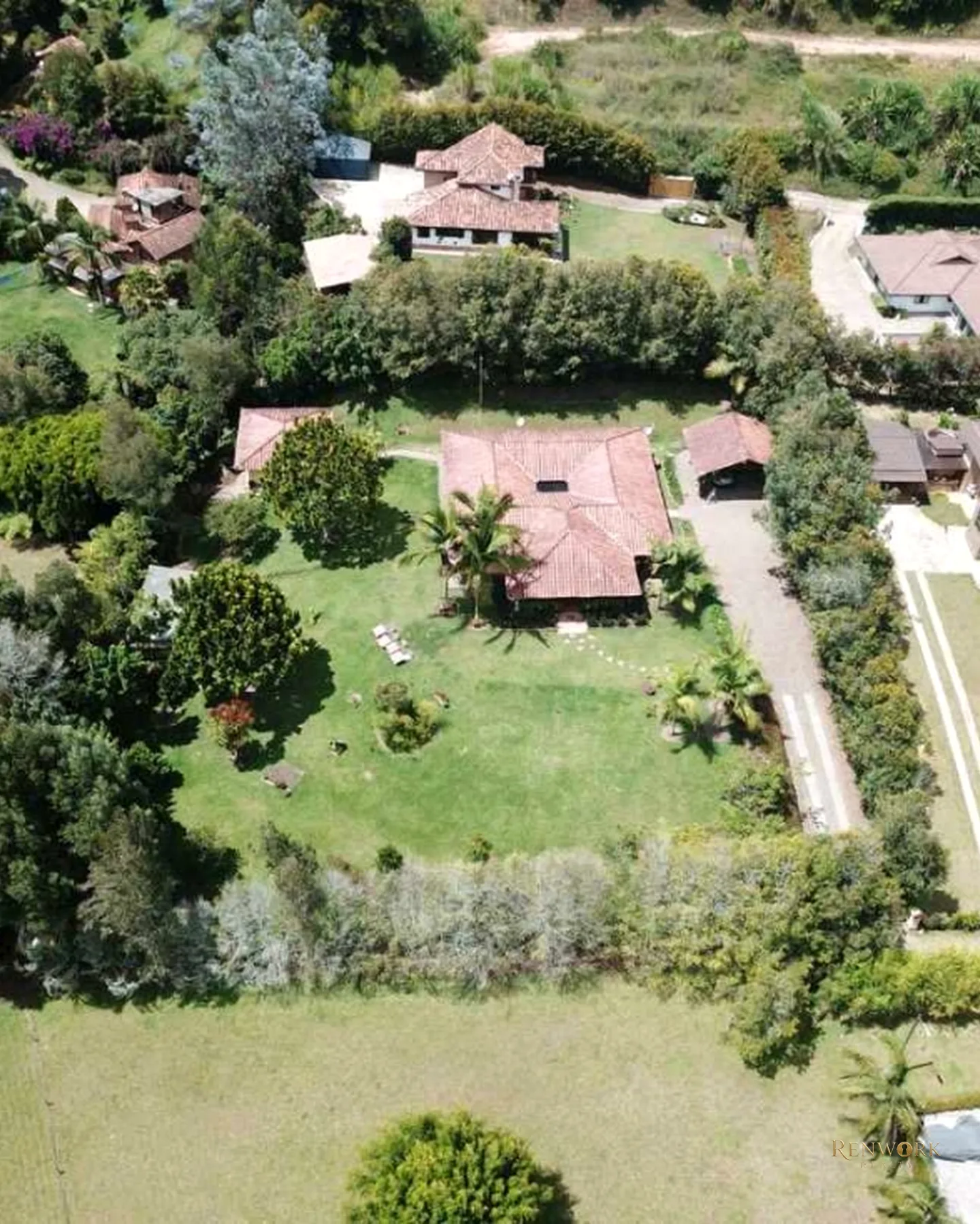 HERMOSA FINCA INDEPENDIENTE VENTA LLANOGRANDE CERCA AEROPUERTO · foto 15