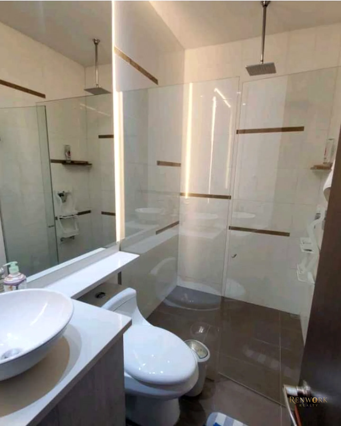 HERMOSO APARTAMENTO CERCA ALA VISITACIÓN, UNIDAD MUY FAMILIAR. · foto 7