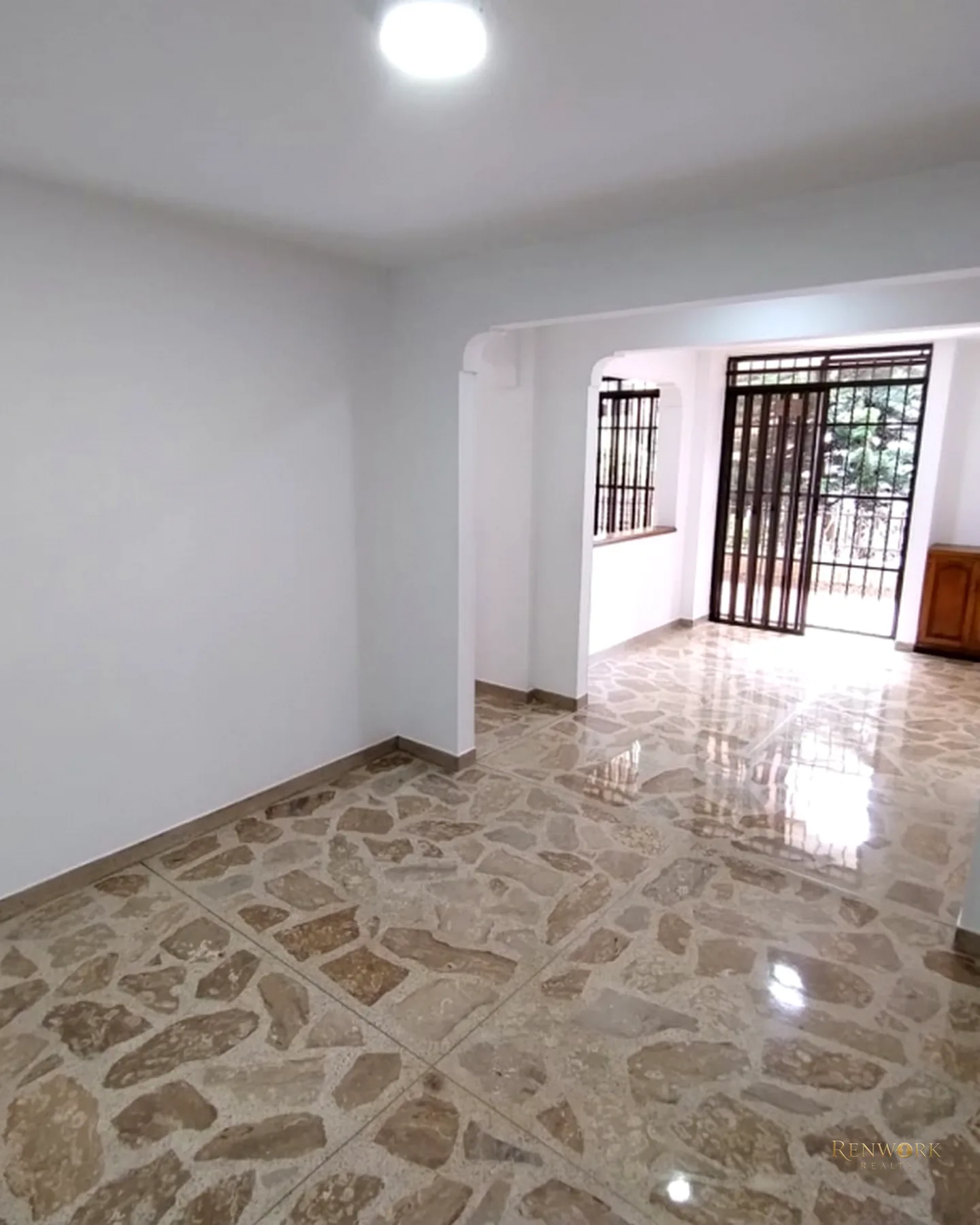 HERMOSO APARTAMENTO CON TERRAZA EN EL CORAZON DE LAURELES · foto 18