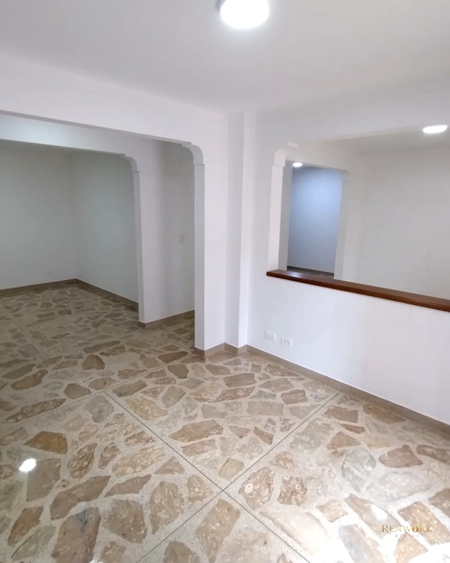 HERMOSO APARTAMENTO CON TERRAZA EN EL CORAZON DE LAURELES · foto 5