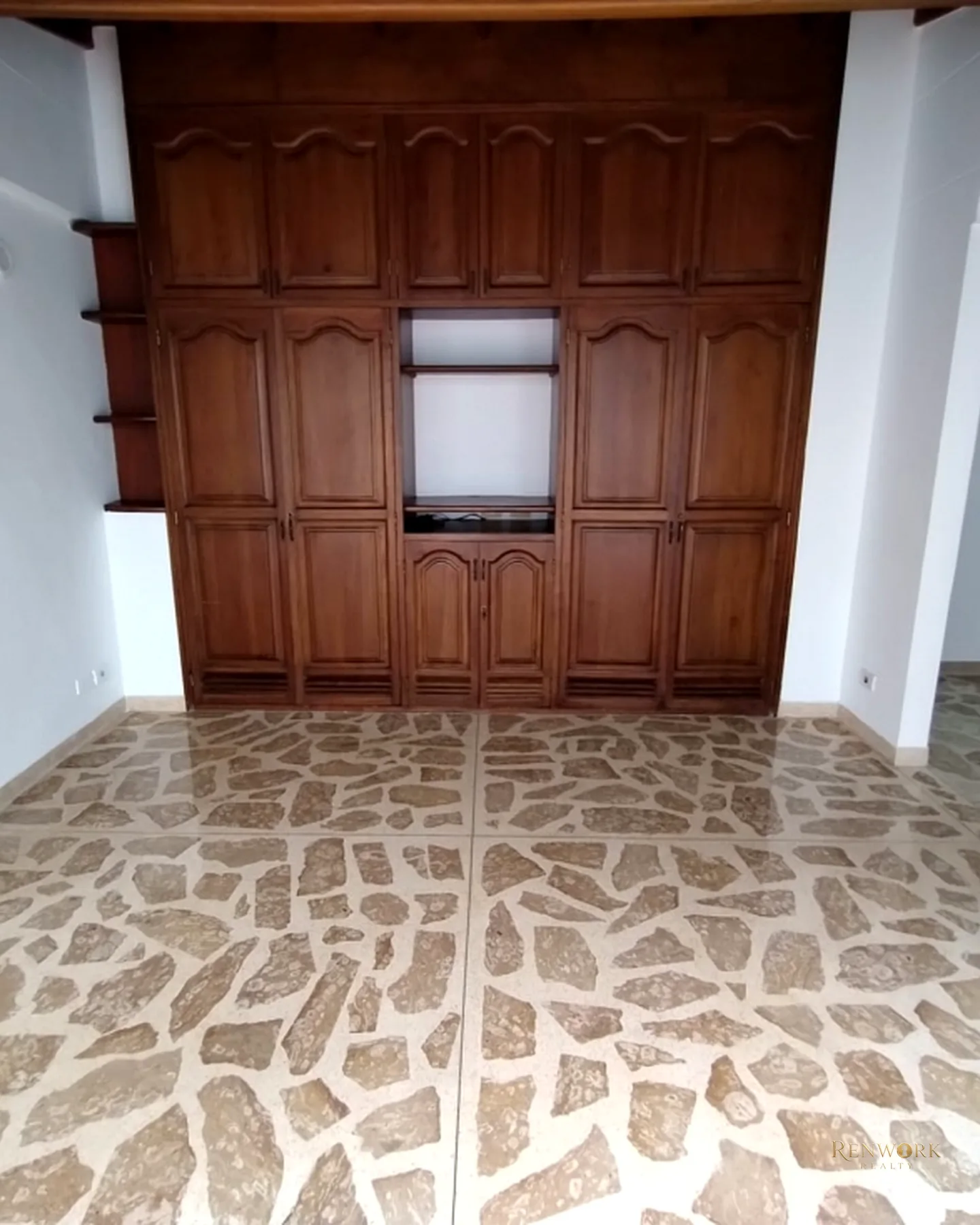 HERMOSO APARTAMENTO CON TERRAZA EN EL CORAZON DE LAURELES · foto 8