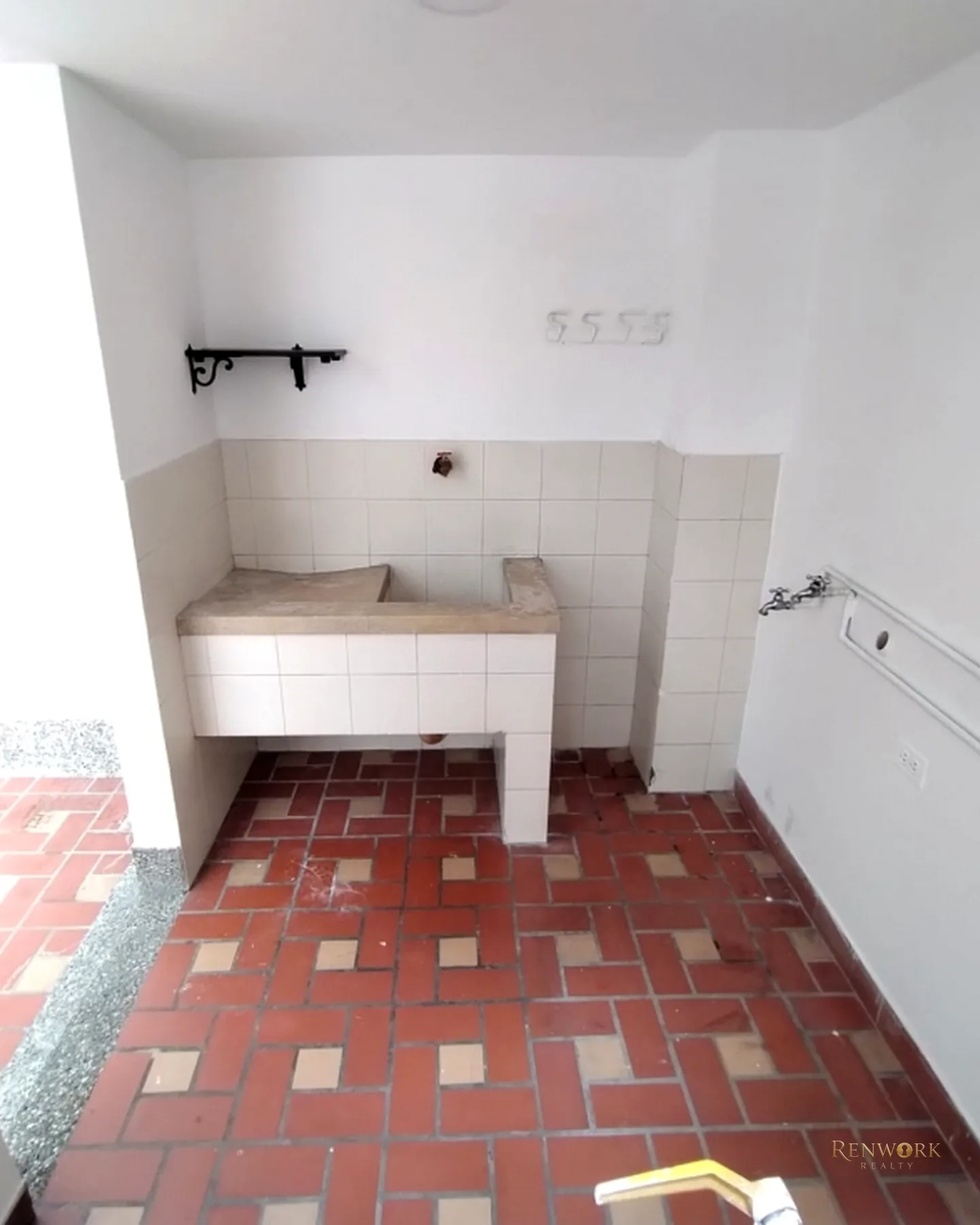 HERMOSO APARTAMENTO CON TERRAZA EN EL CORAZON DE LAURELES · foto 20