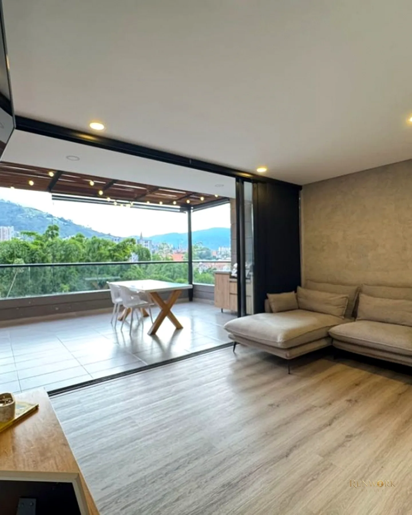 HERMOSO APARTAMENTO CON TERRAZA - SECTOR LAS BRUJAS ENVIGADO · foto 3