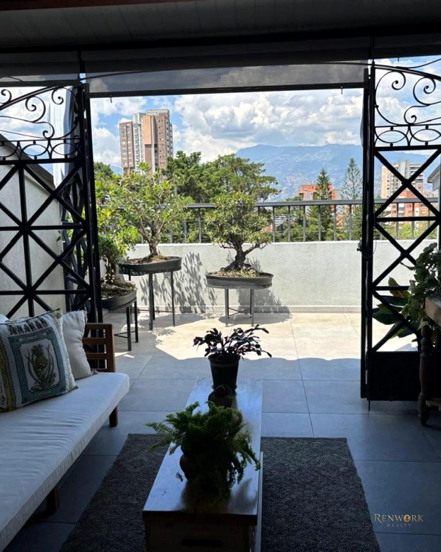 HERMOSO APARTAMENTO DUPLEX - TR INFERIOR -POBLADO · foto 20