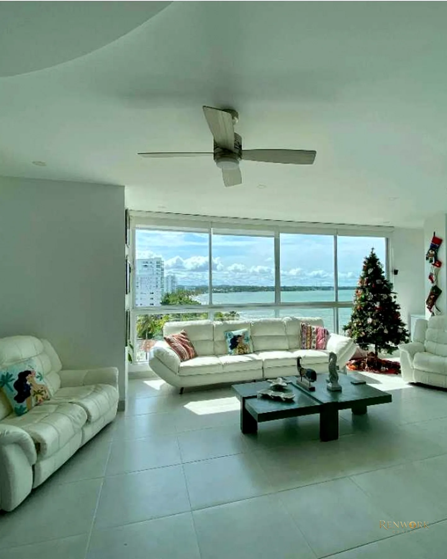 HERMOSO APARTAMENTO EN COVEÑAS 1RA ENSENADA · foto 1