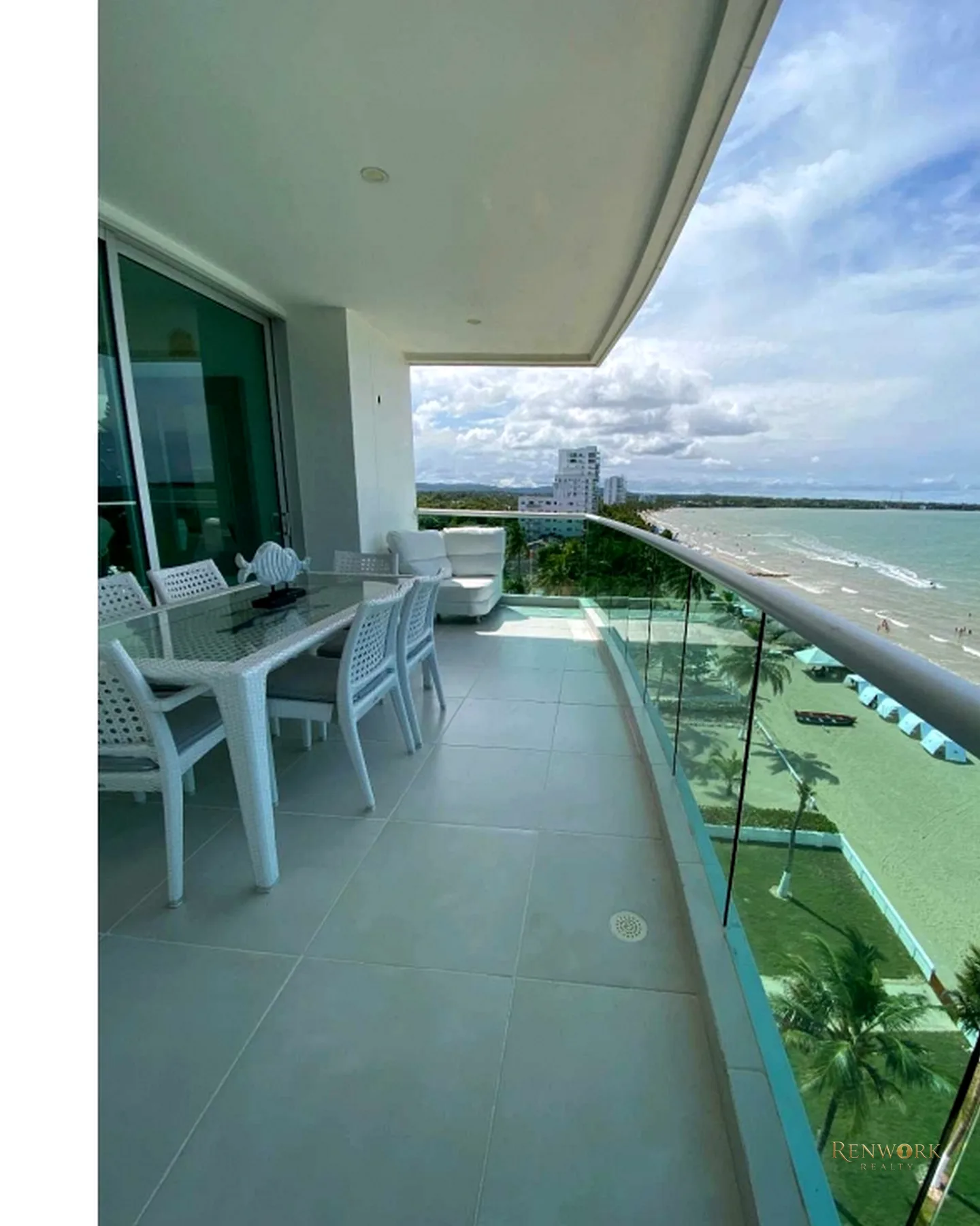 HERMOSO APARTAMENTO EN COVEÑAS 1RA ENSENADA · foto 3