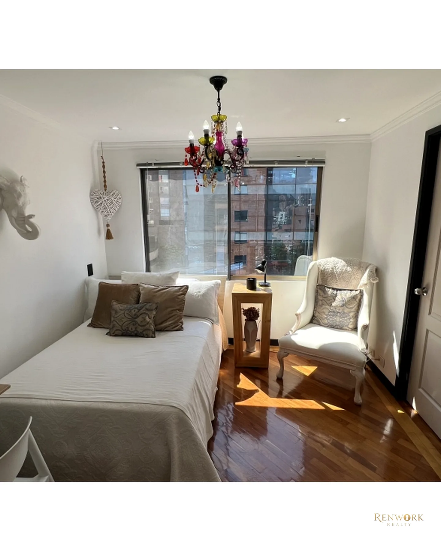 HERMOSO APARTAMENTO EN EL POBLADO, MEDELLÍN · foto 11