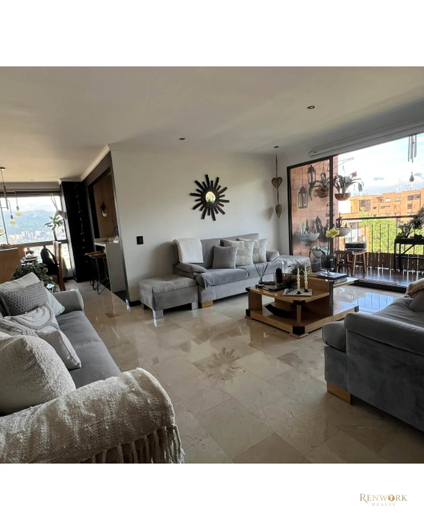 HERMOSO APARTAMENTO EN EL POBLADO, MEDELLÍN · foto 1