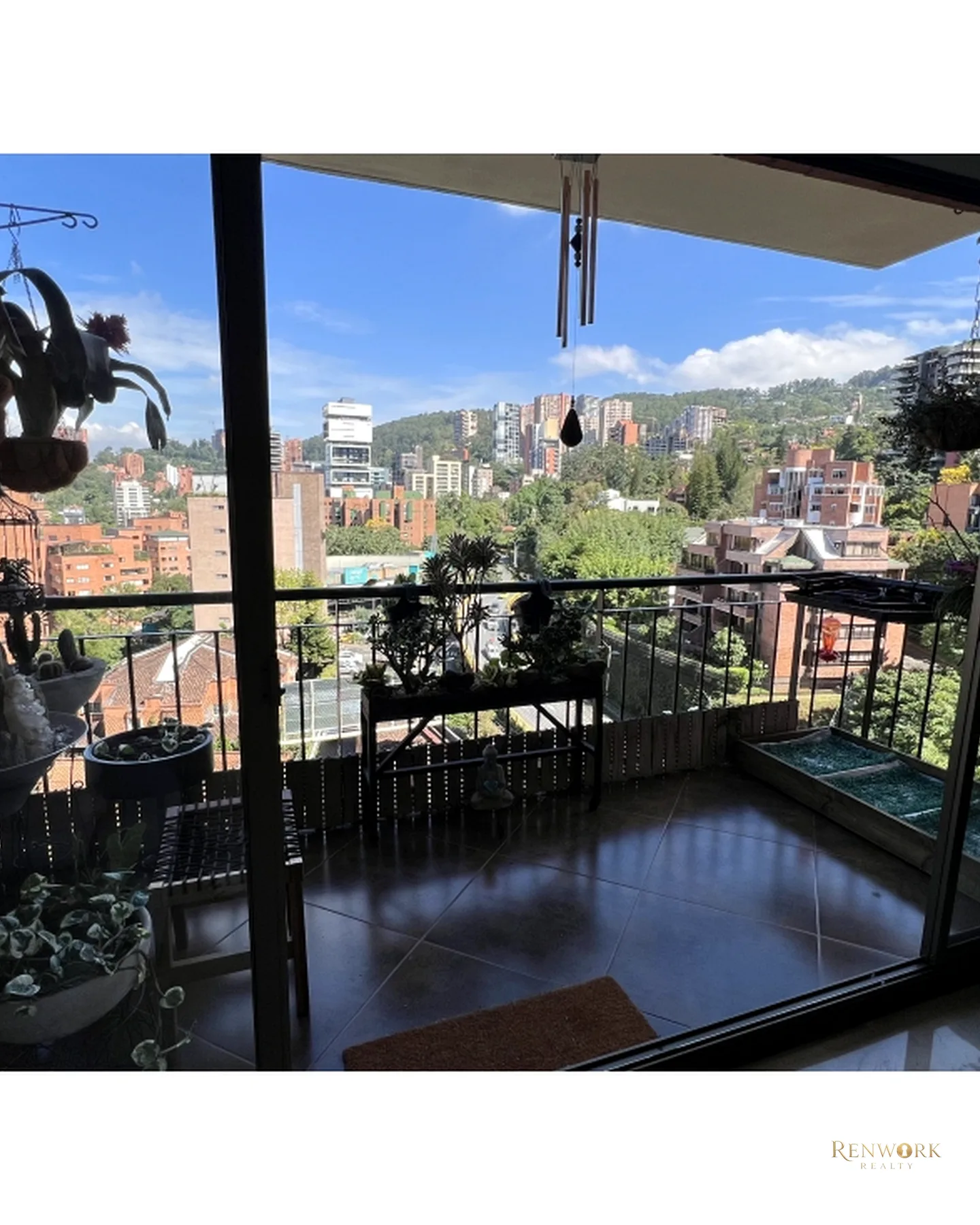 HERMOSO APARTAMENTO EN EL POBLADO, MEDELLÍN · foto 12