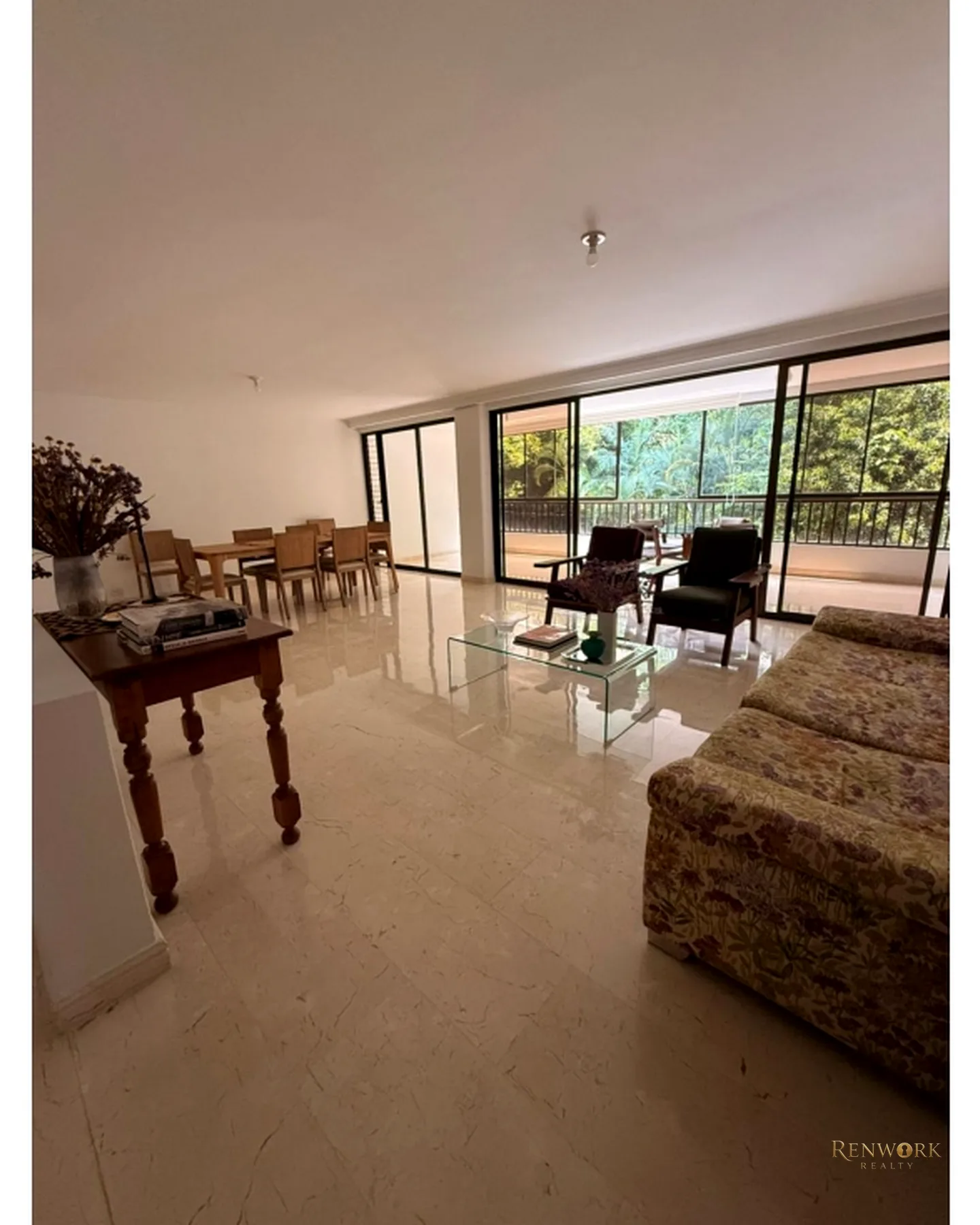 HERMOSO APARTAMENTO EN EL POBLADO SECTOR TRANQUILO · foto 2
