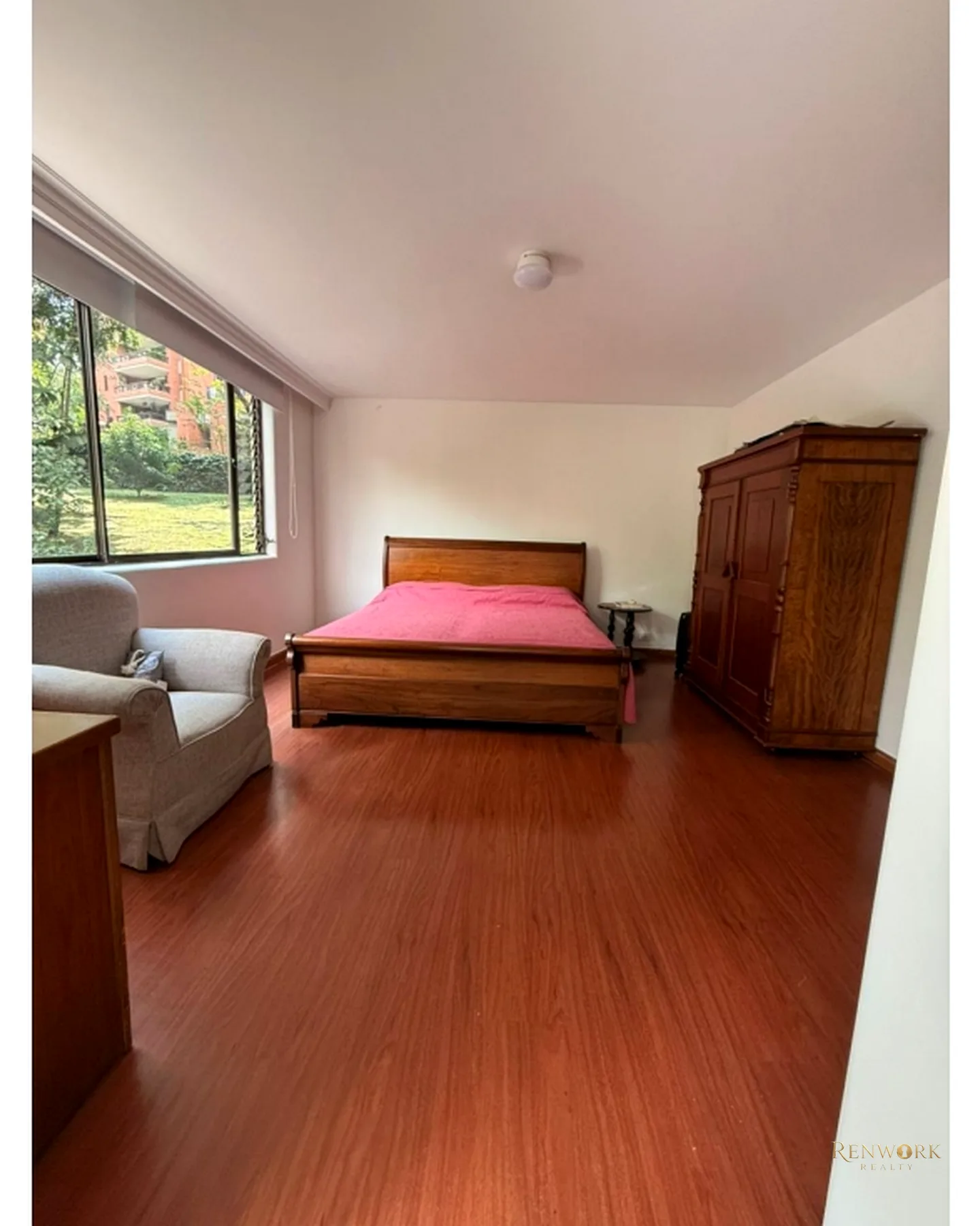 HERMOSO APARTAMENTO EN EL POBLADO SECTOR TRANQUILO · foto 11