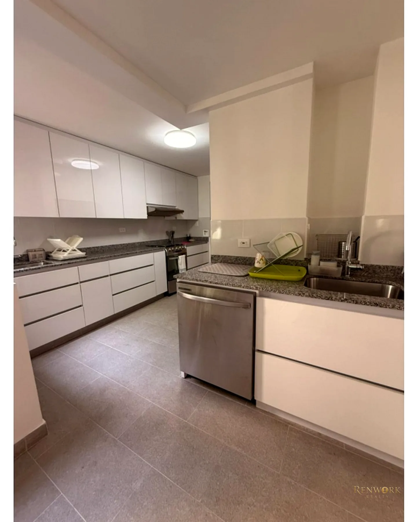 HERMOSO APARTAMENTO EN EL POBLADO SECTOR TRANQUILO · foto 5