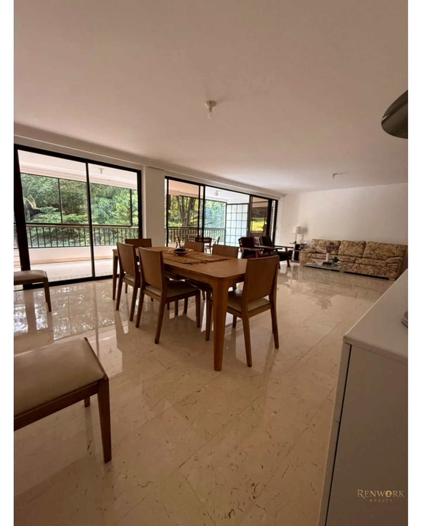 HERMOSO APARTAMENTO EN EL POBLADO SECTOR TRANQUILO · foto 3