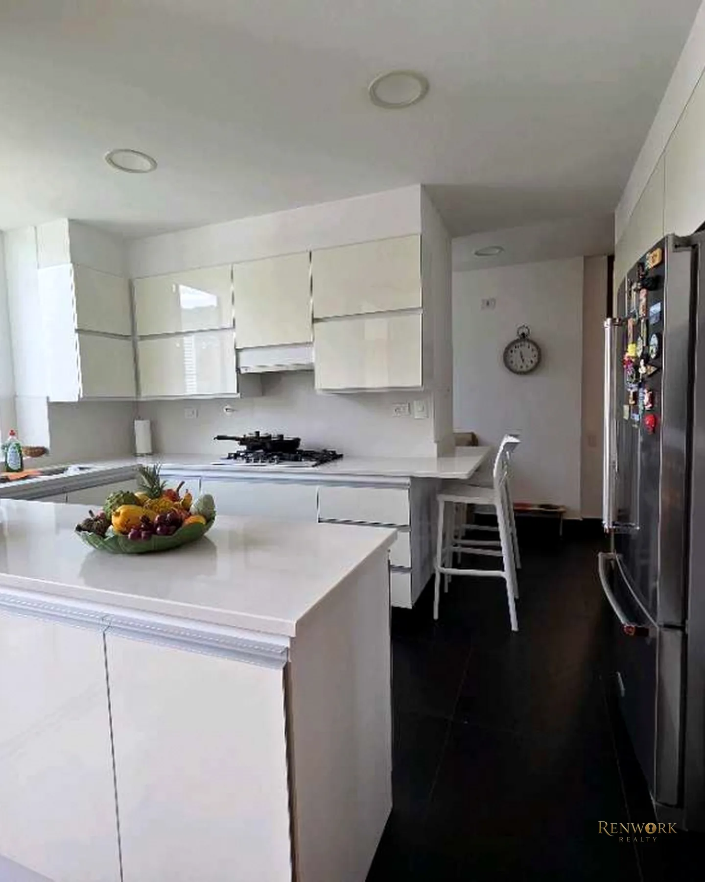 HERMOSO APARTAMENTO EN LA TRANSVERSAL INFERIOR CERCA A TODO. · foto 7