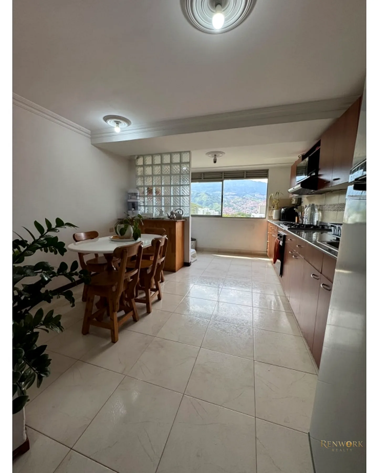 HERMOSO APARTAMENTO EN LAURELES CAMPESTRE · foto 6