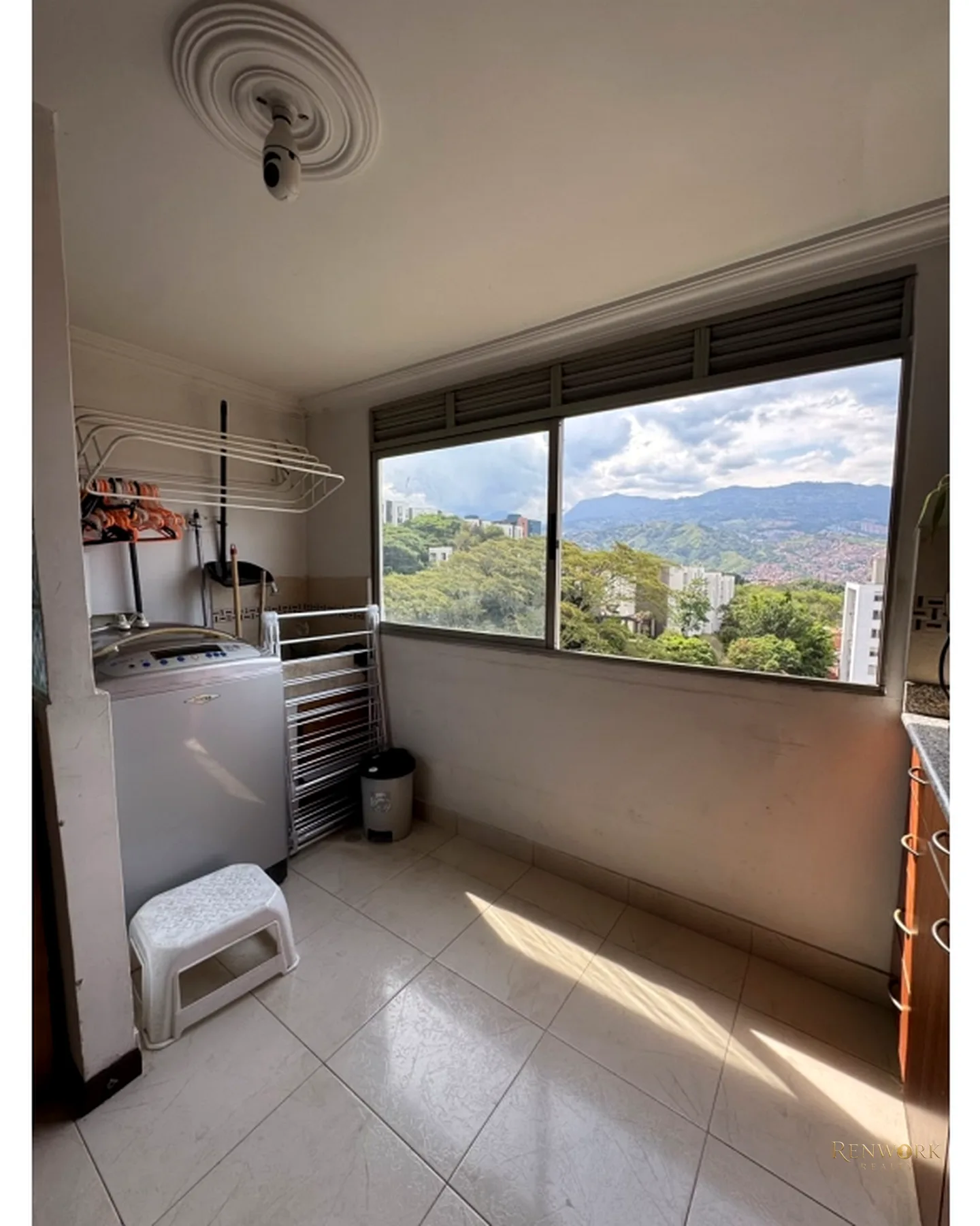HERMOSO APARTAMENTO EN LAURELES CAMPESTRE · foto 7