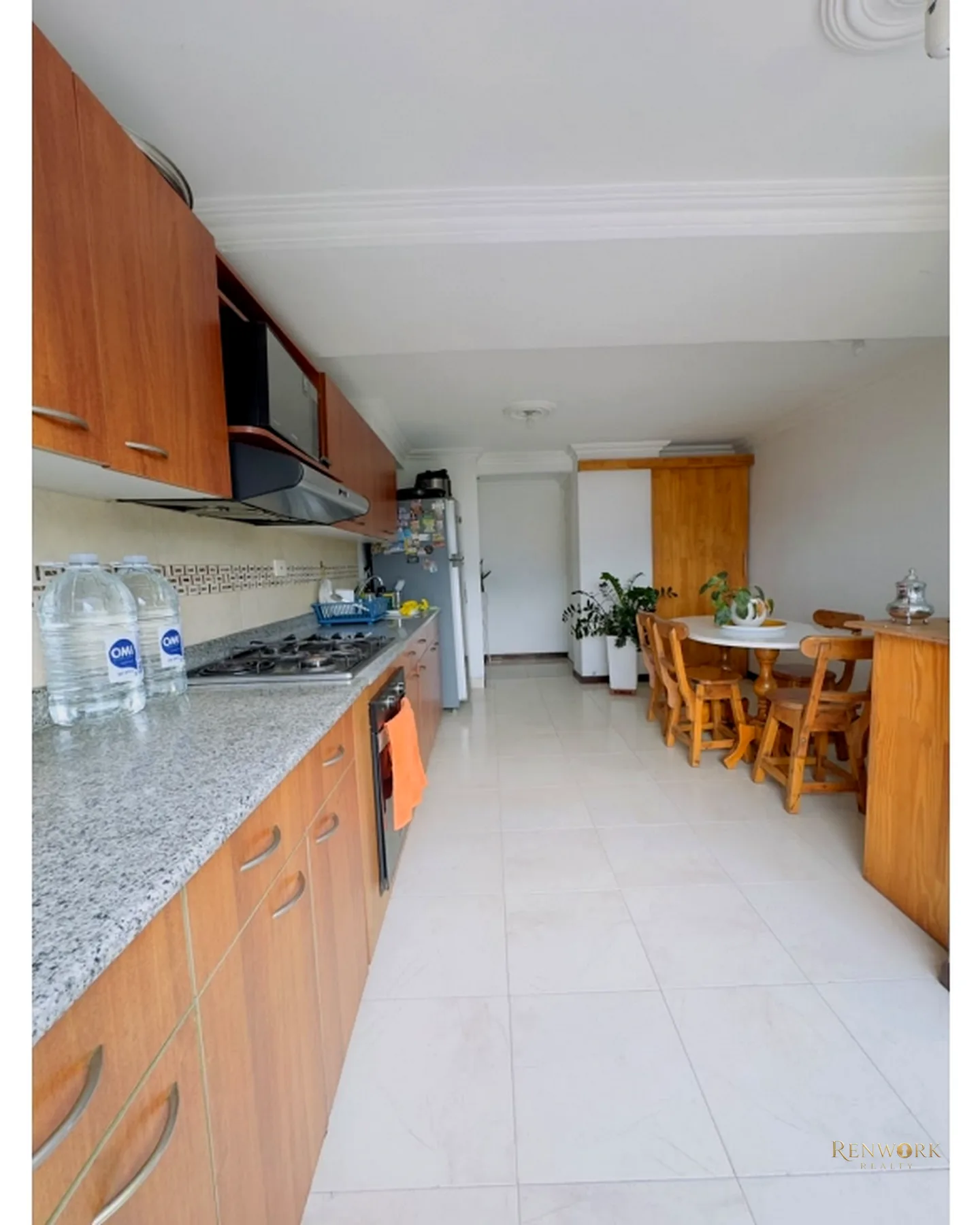 HERMOSO APARTAMENTO EN LAURELES CAMPESTRE · foto 4