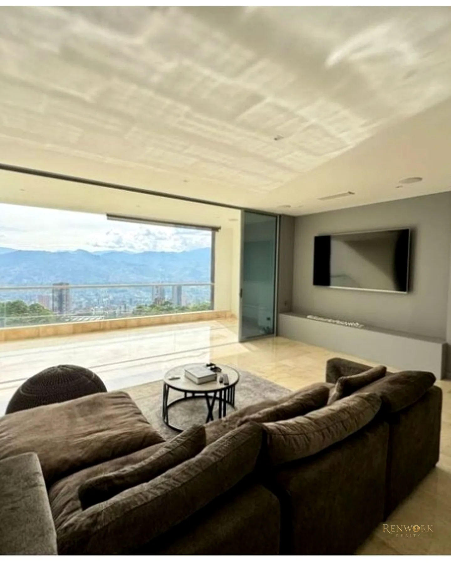 HERMOSO APARTAMENTO EN LOS BALSOS EL POBLADO · foto 1
