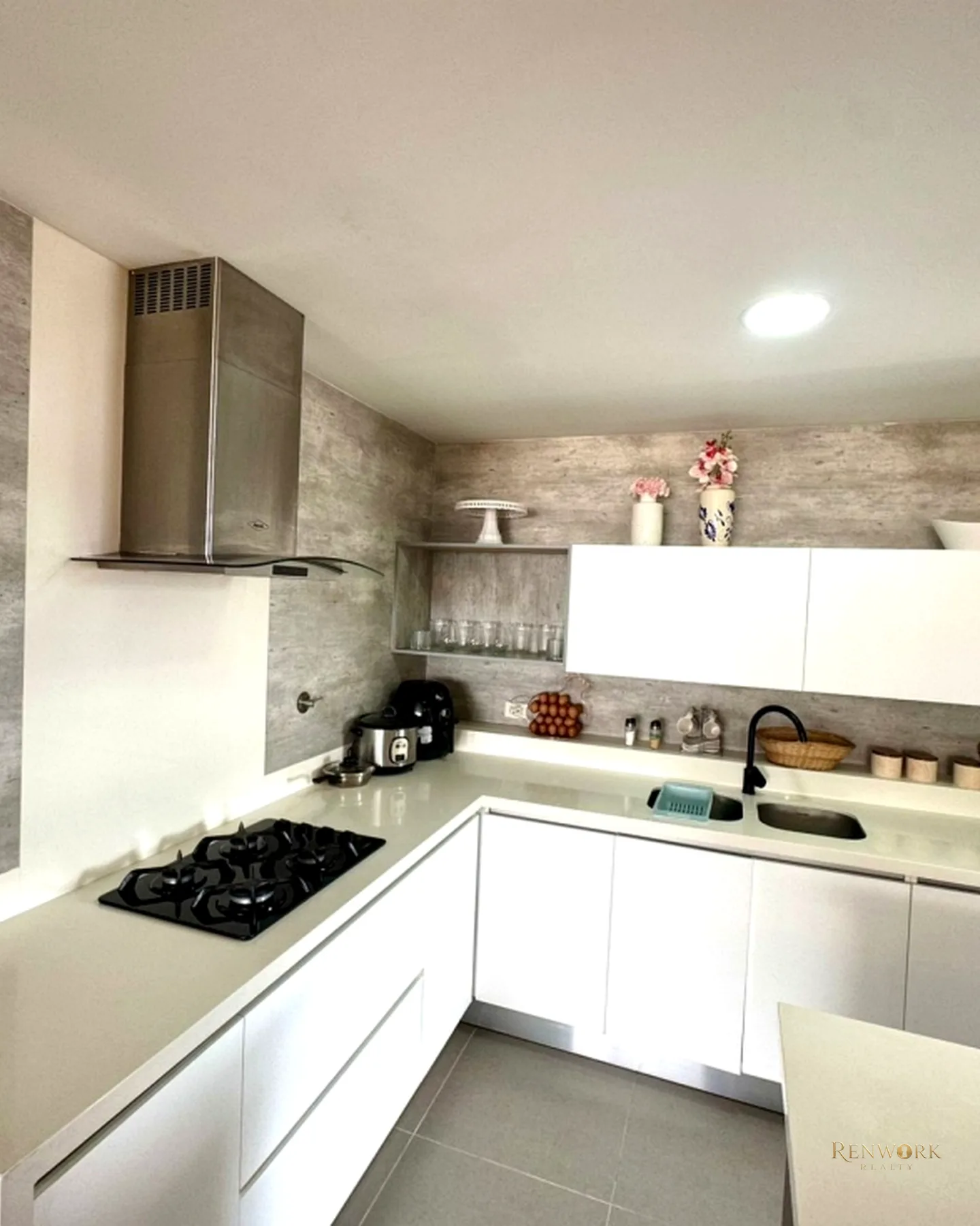 HERMOSO APARTAMENTO EN VENTA EN ENVIGADO CON VISTA A LA CIUDAD · foto 4
