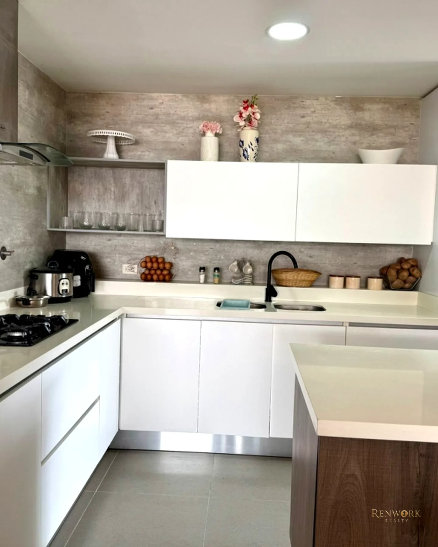 HERMOSO APARTAMENTO EN VENTA EN ENVIGADO CON VISTA A LA CIUDAD · foto 2
