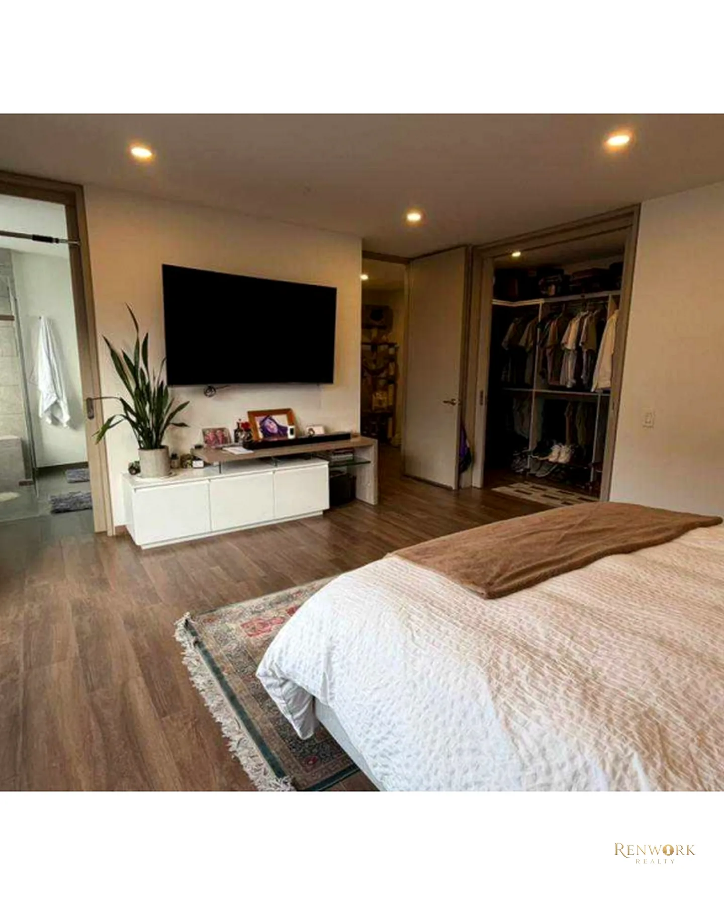 HERMOSO APARTAMENTO EN VENTA - EXCLUSIVIDAD PARTE ALTA - POBLADO · foto 8