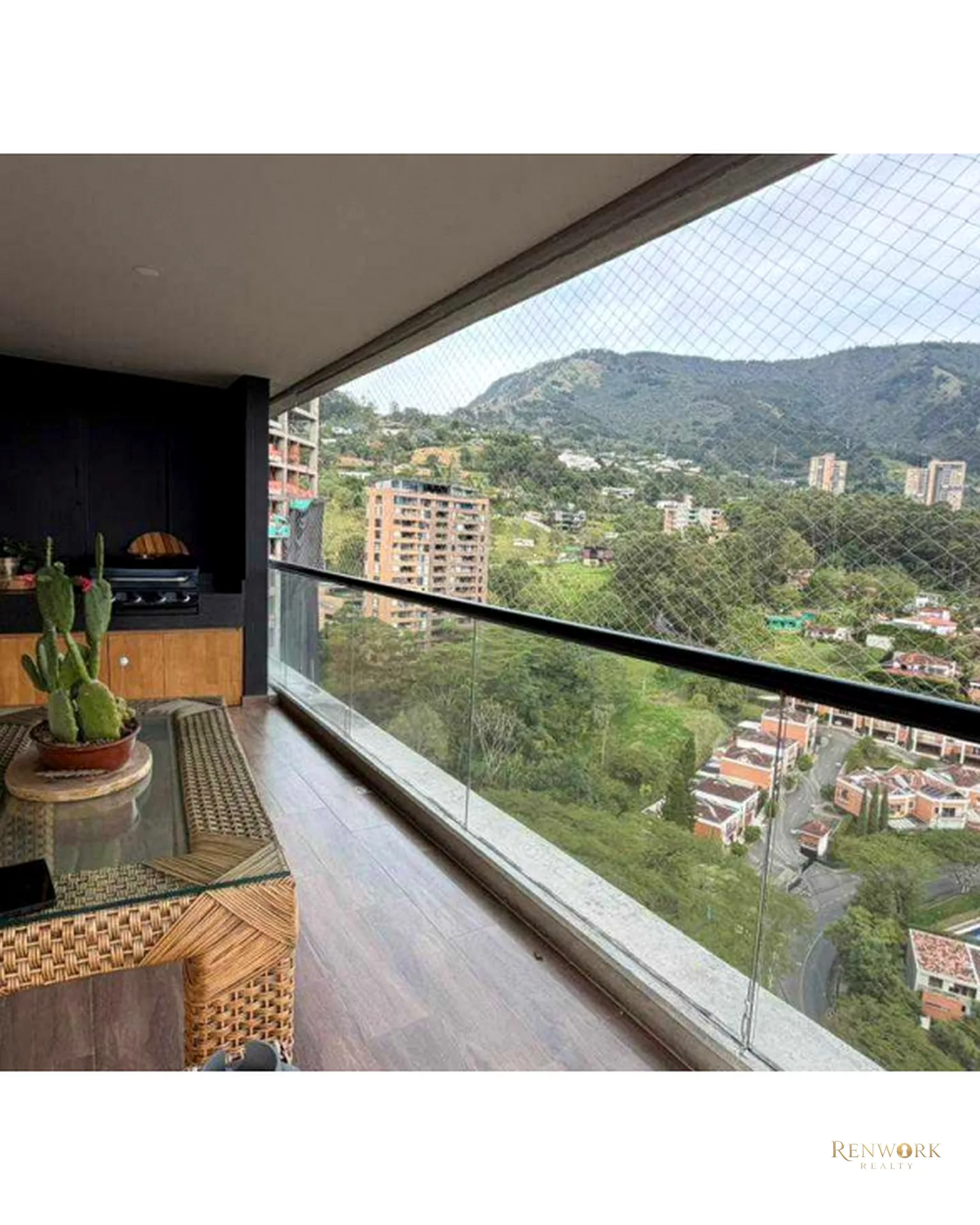 HERMOSO APARTAMENTO EN VENTA - EXCLUSIVIDAD PARTE ALTA - POBLADO · foto 13