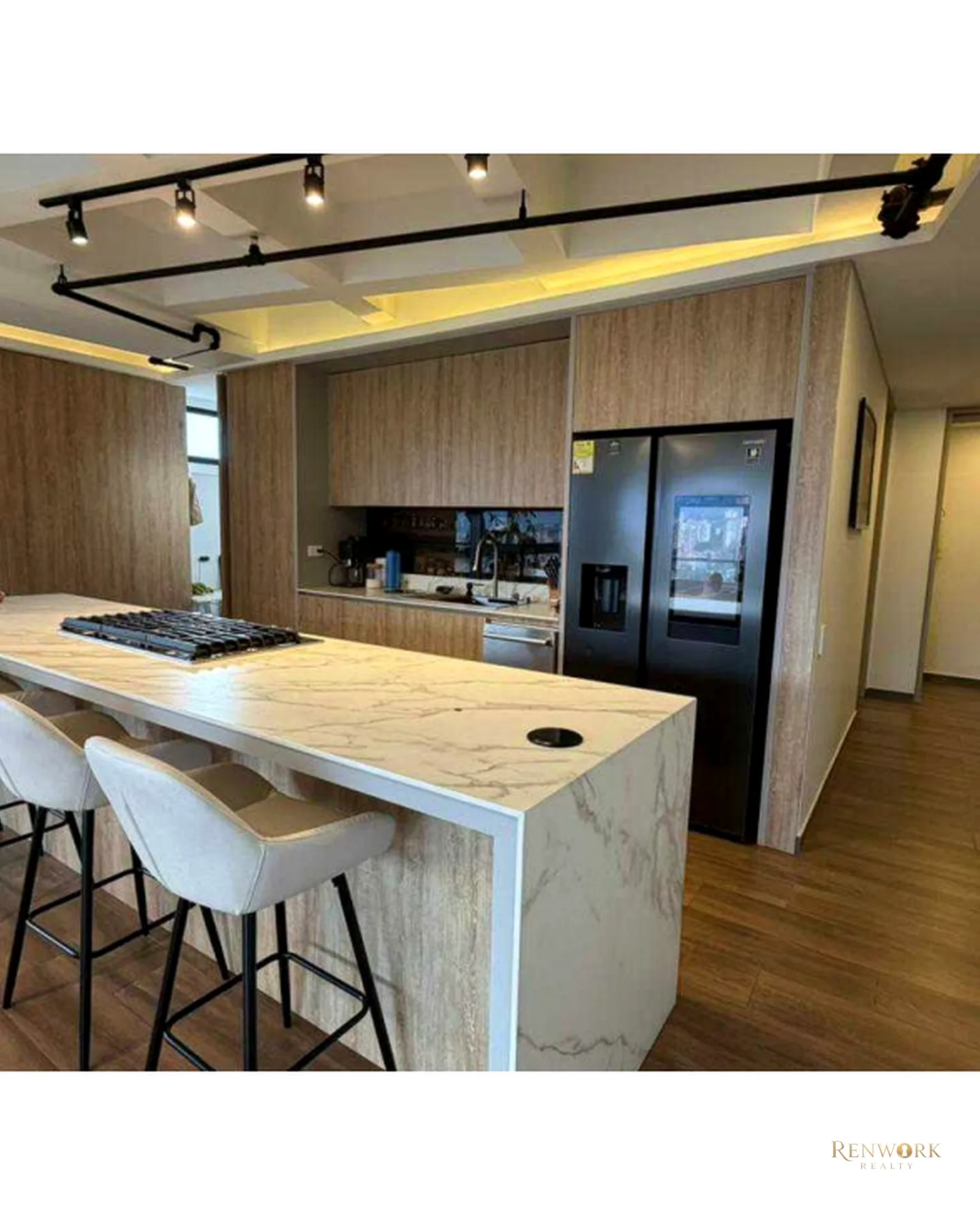 HERMOSO APARTAMENTO EN VENTA - EXCLUSIVIDAD PARTE ALTA - POBLADO · foto 2