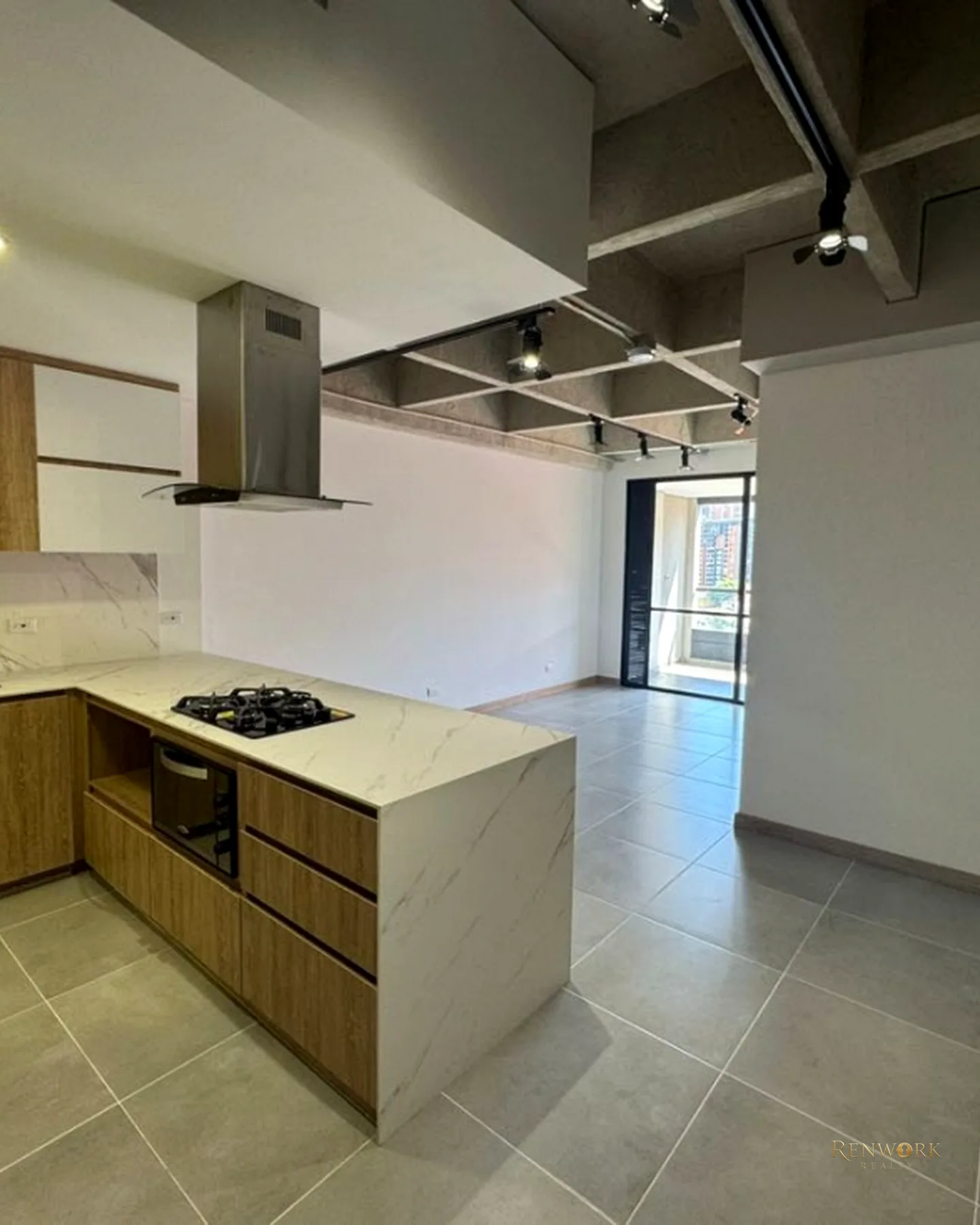 HERMOSO APARTAMENTO MODERNO - SECTOR FRONTERA ENVIGADO PARTE BAJA · foto 3
