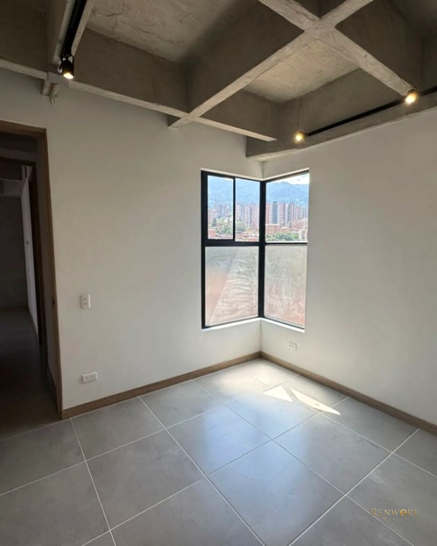 HERMOSO APARTAMENTO MODERNO - SECTOR FRONTERA ENVIGADO PARTE BAJA · foto 9