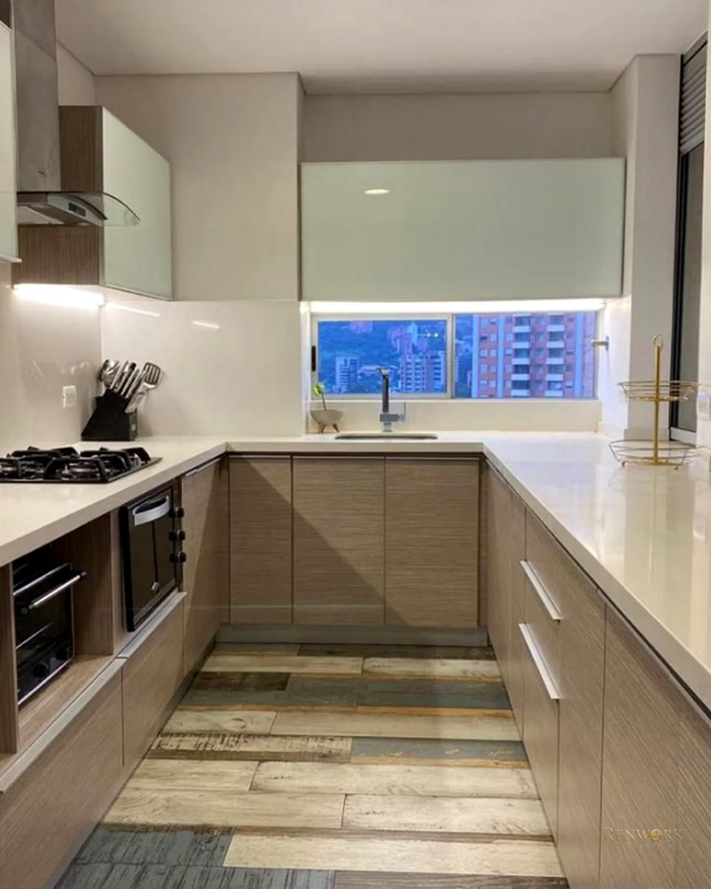 HERMOSO APARTAMENTO SECTOR PROVENZA · foto 2