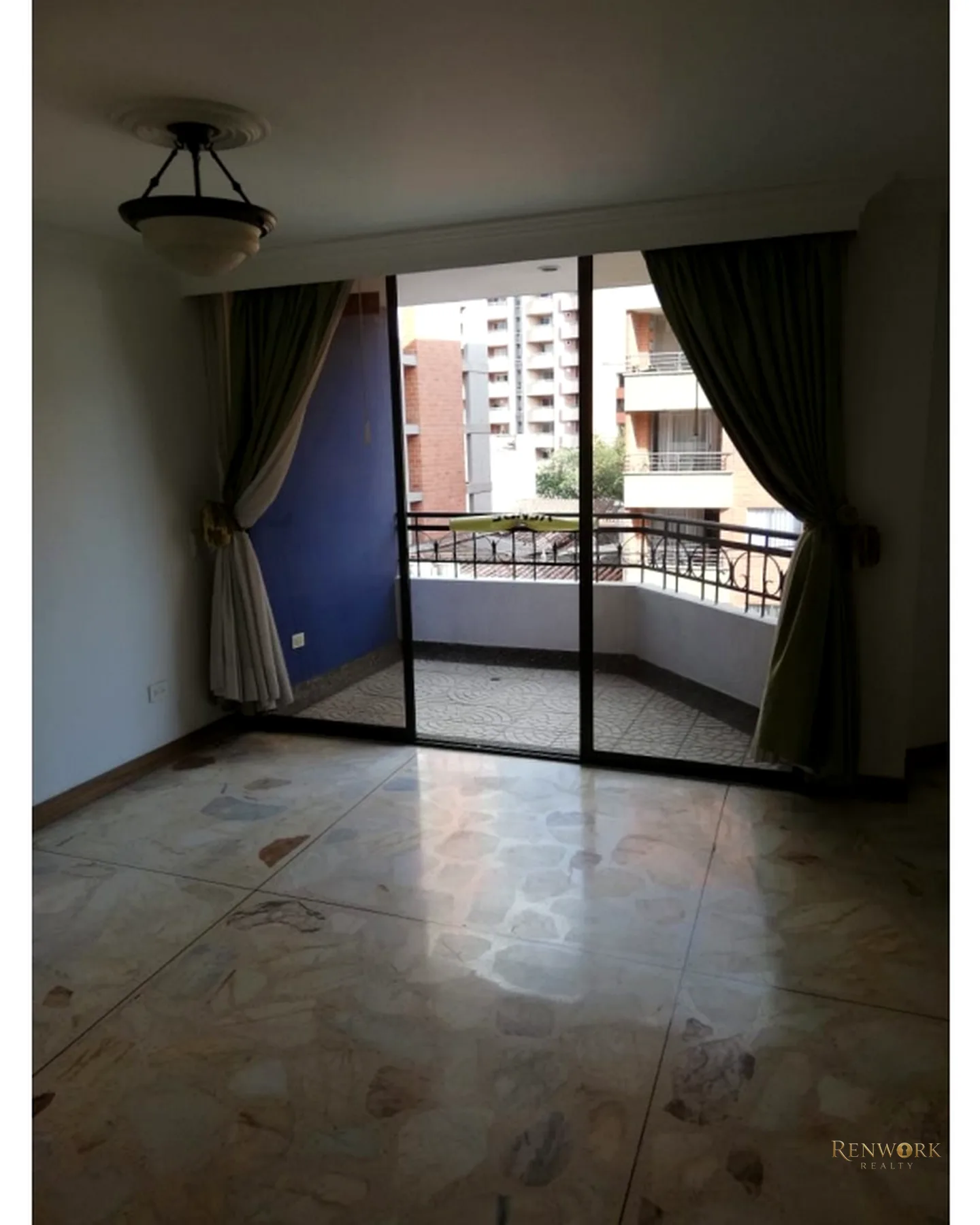HERMOSO APARTAMENTO EN LAURELES SANTA TERESITA · foto 3