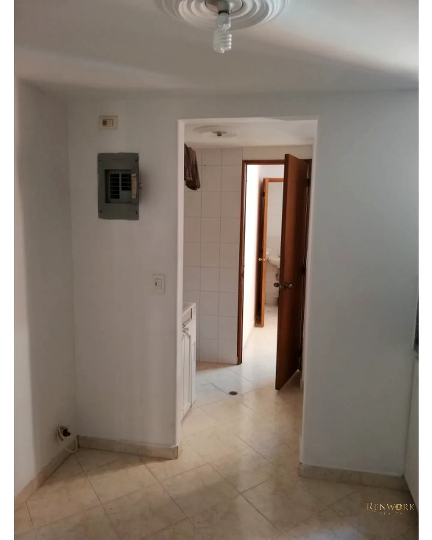 HERMOSO APARTAMENTO EN LAURELES SANTA TERESITA · foto 6