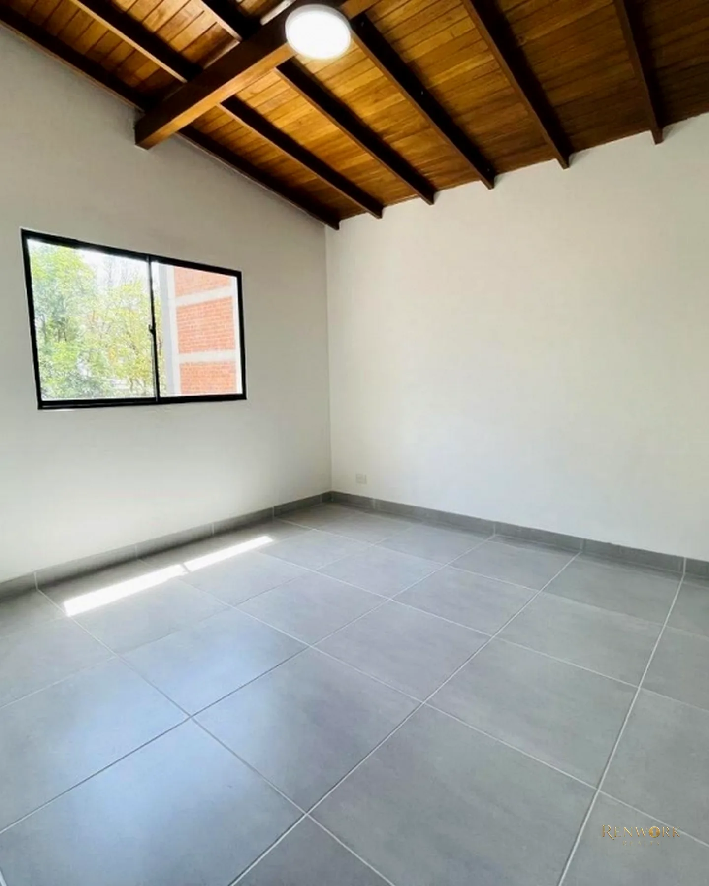 HERMOSO Y AMPLIO APARTAMENTO REMODELADO COMPLETAMENTE · foto 9