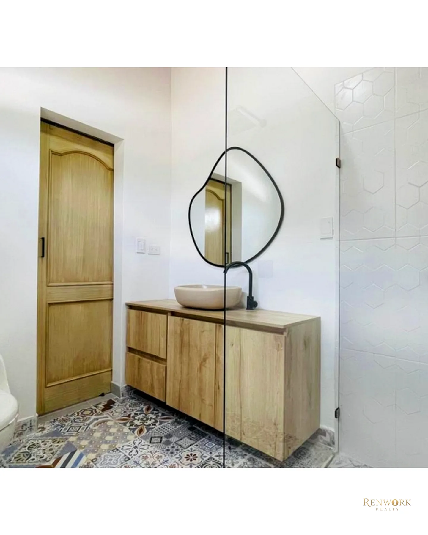 HERMOSO Y AMPLIO APARTAMENTO REMODELADO COMPLETAMENTE · foto 18