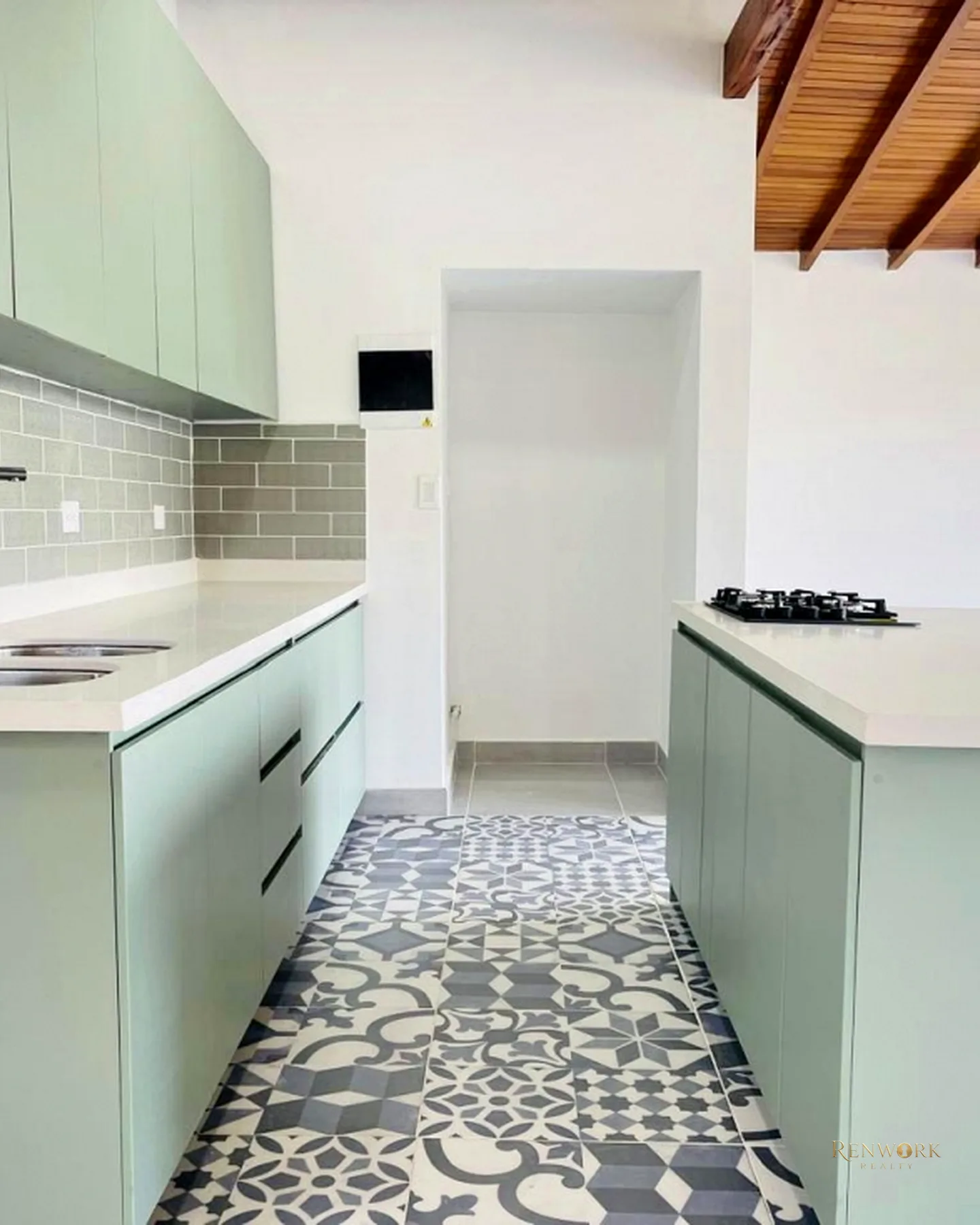HERMOSO Y AMPLIO APARTAMENTO REMODELADO COMPLETAMENTE · foto 5