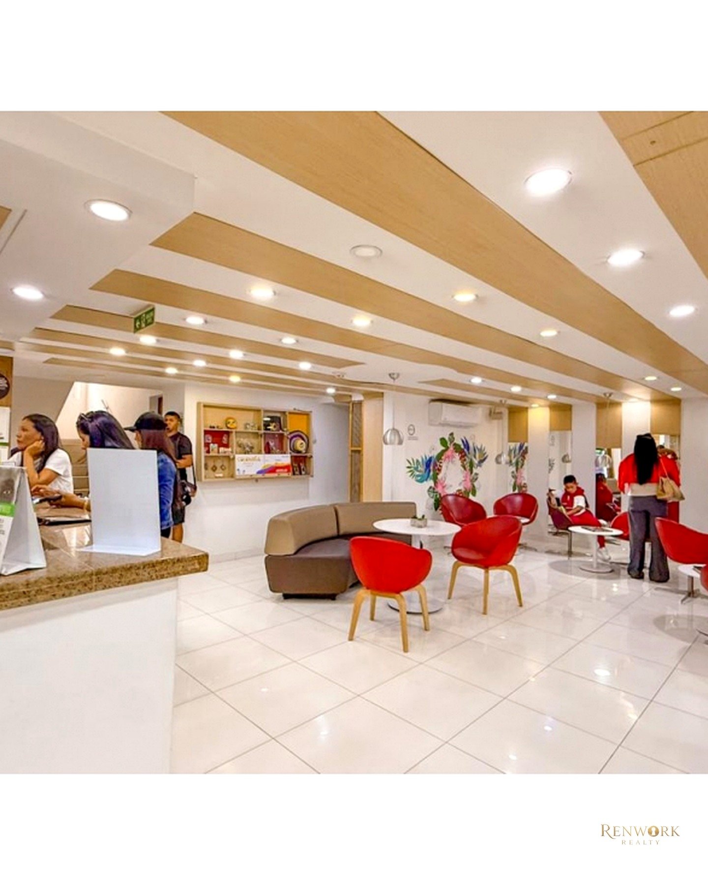 HOTEL EN EL POBLADO PARA LA VENTA · foto 2