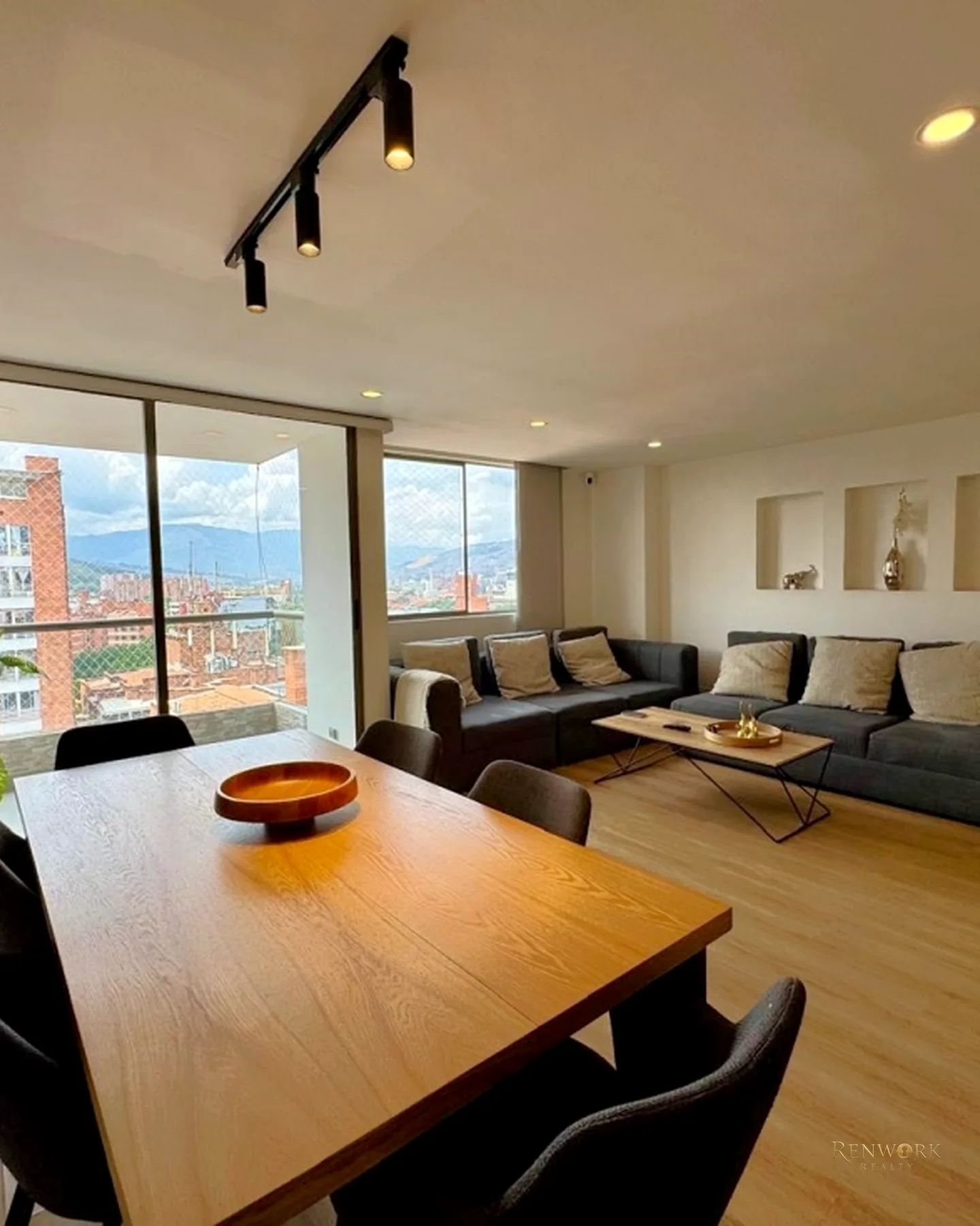 LINDO APARTAMENTO EN CONQUISTADORES 3 ALCOBAS Y ESTUDIO · foto 1