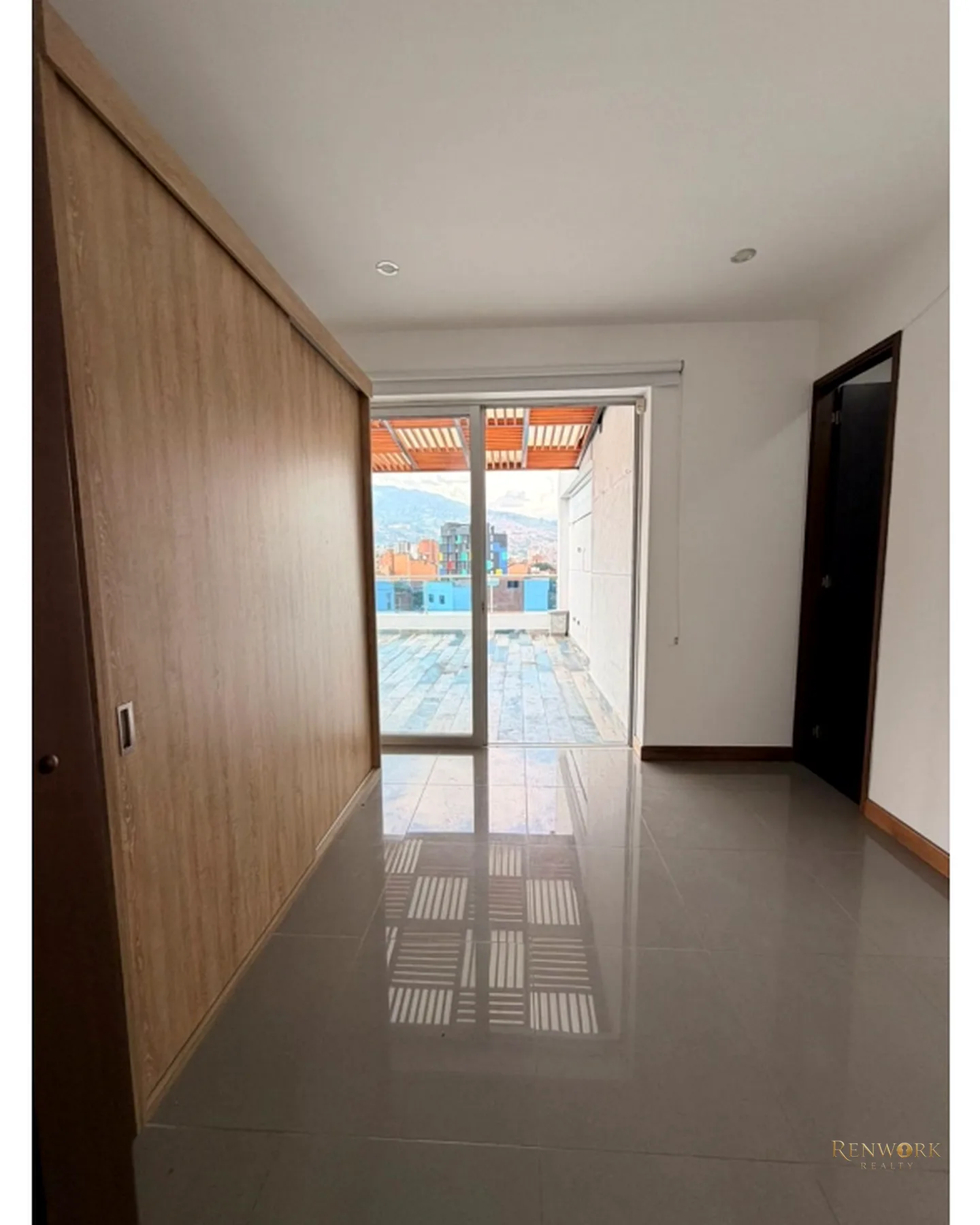 LINDO APARTAMENTO PENTHOUSE DUPLEX EN LAURELES · foto 17