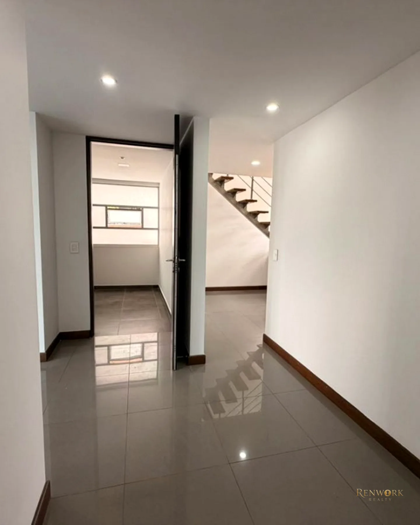 LINDO APARTAMENTO PENTHOUSE DUPLEX EN LAURELES · foto 8
