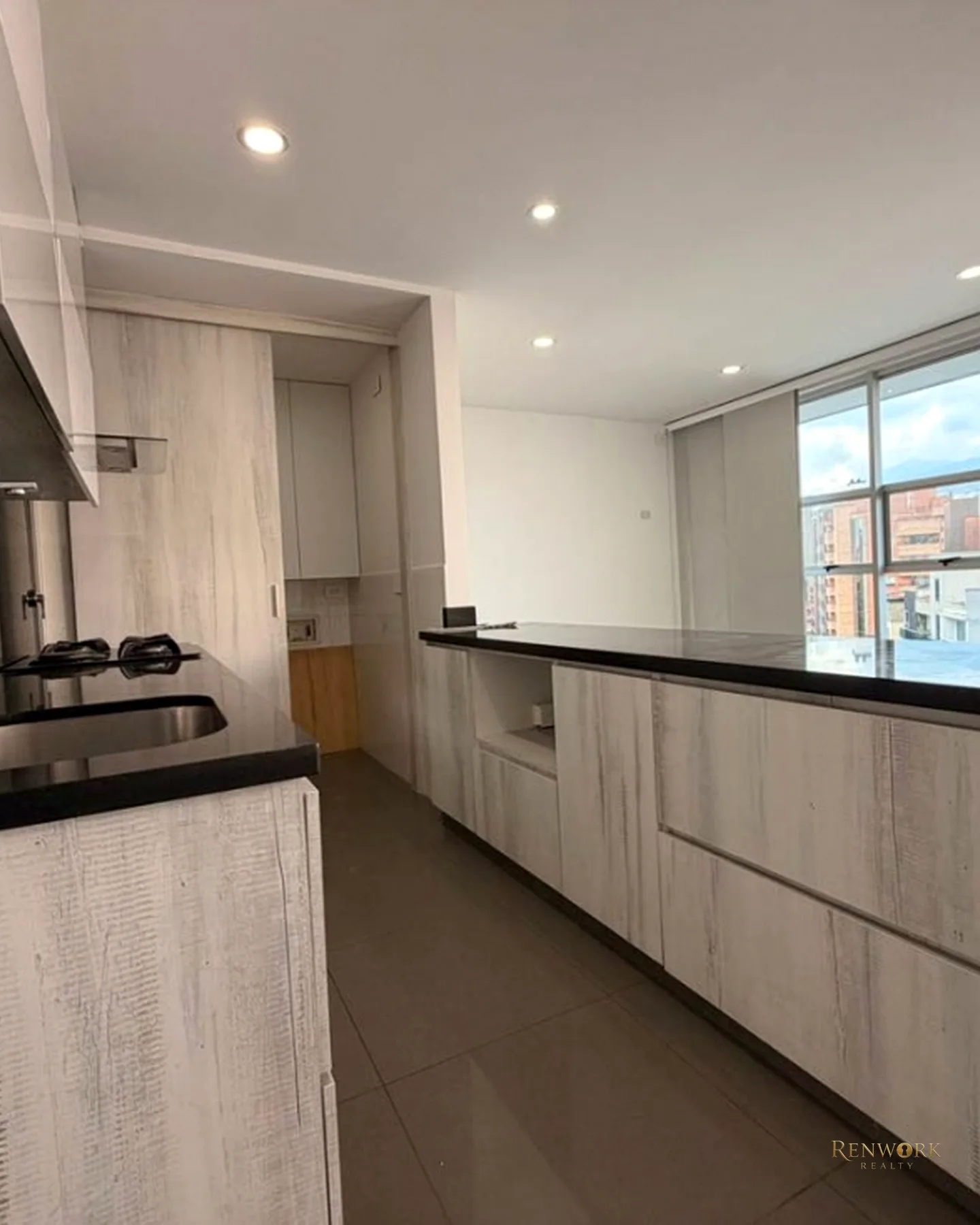 LINDO APARTAMENTO PENTHOUSE DUPLEX EN LAURELES · foto 5