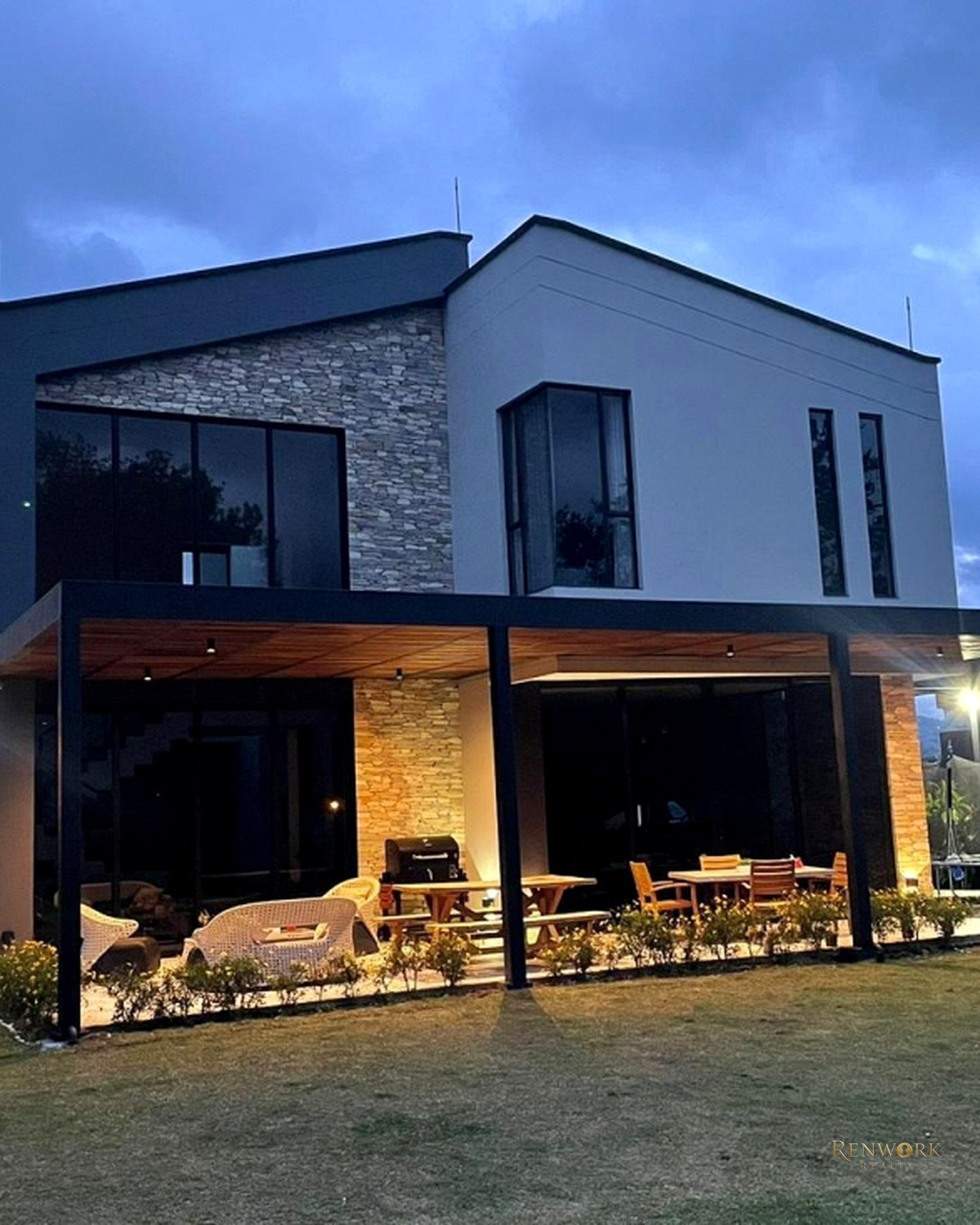 LOTE EN GUARNE CON CASA MODERNA 264557 · foto 1