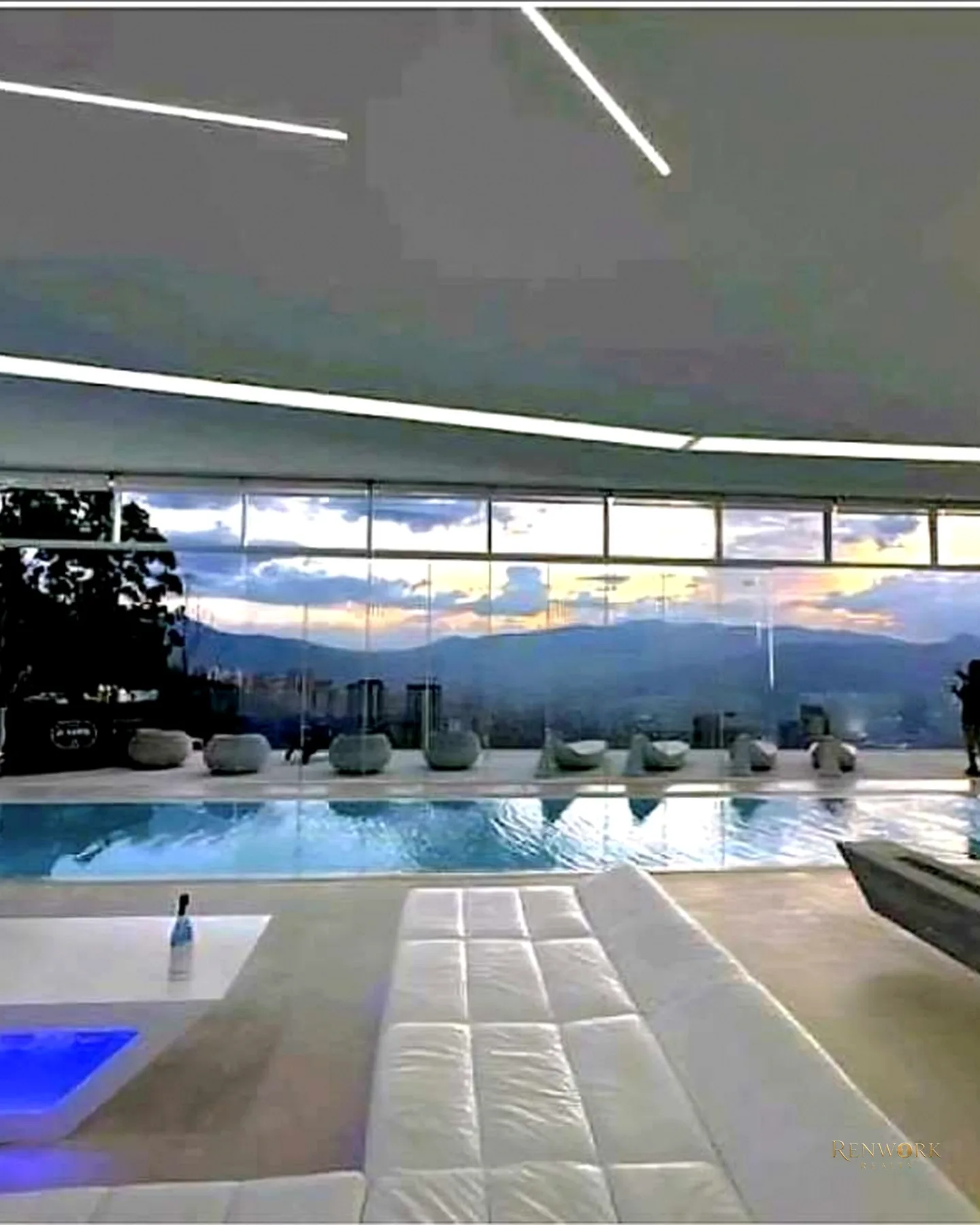 LUJOSA Y MODERNA CASA EN EL POBLADO VUA PALMAS CON PISCINA · foto 16