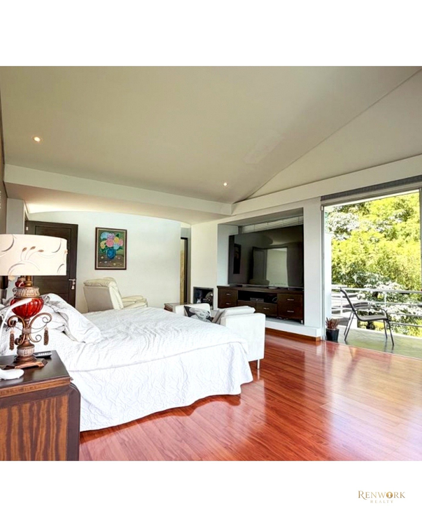 MANSIÓN DE LUJO PARA LA VENTA Y RENTA EN ALTOS DEL POBLADO · foto 15